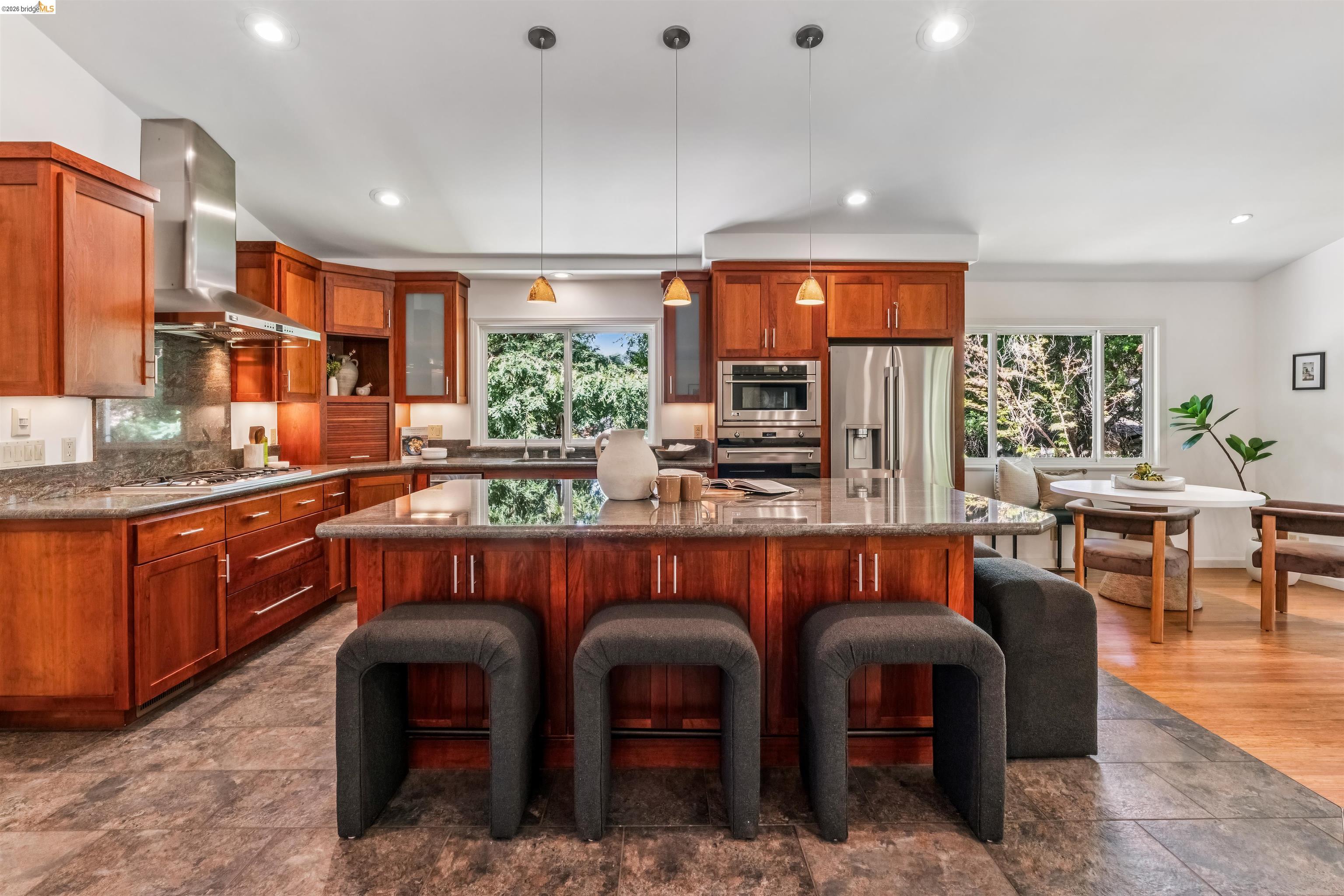 1035 Thompson Rd, Lafayette, CA, 94549