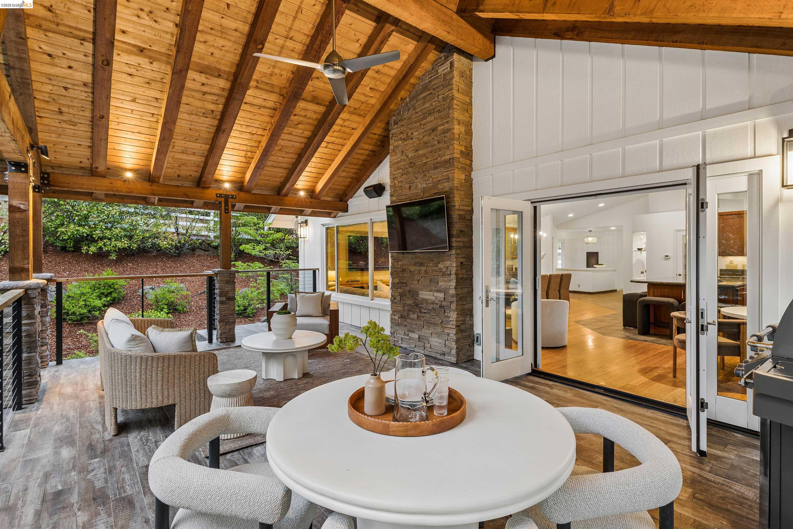 1035 Thompson Rd, Lafayette, CA, 94549