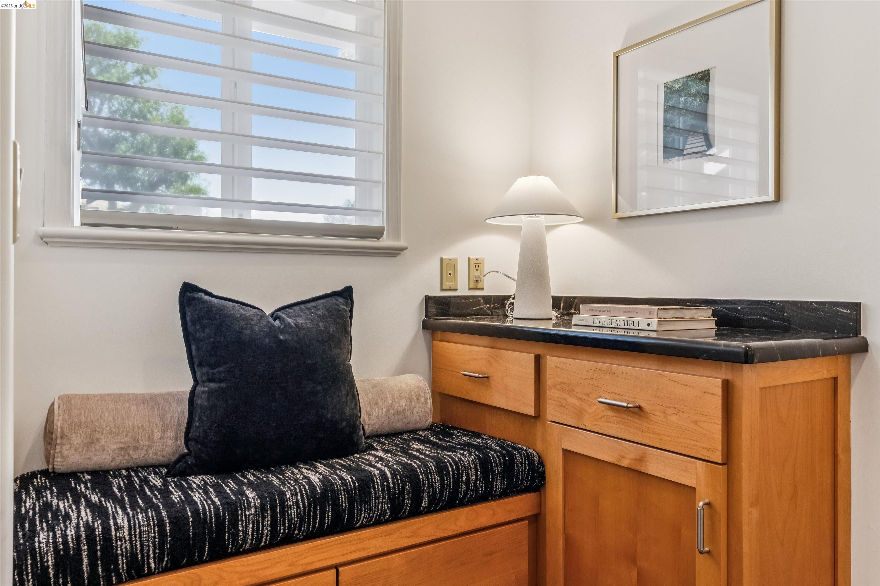 1035 Thompson Rd, Lafayette, CA, 94549