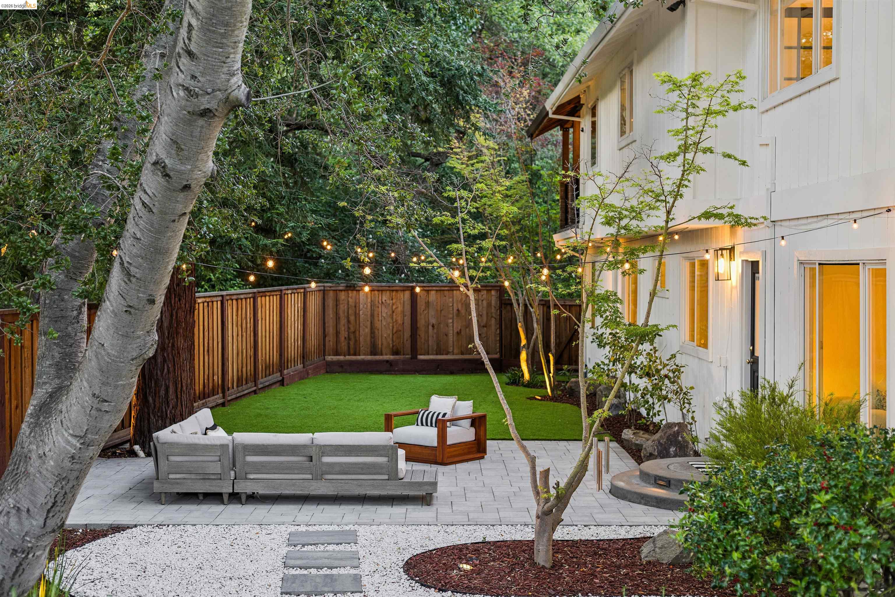 1035 Thompson Rd, Lafayette, CA, 94549
