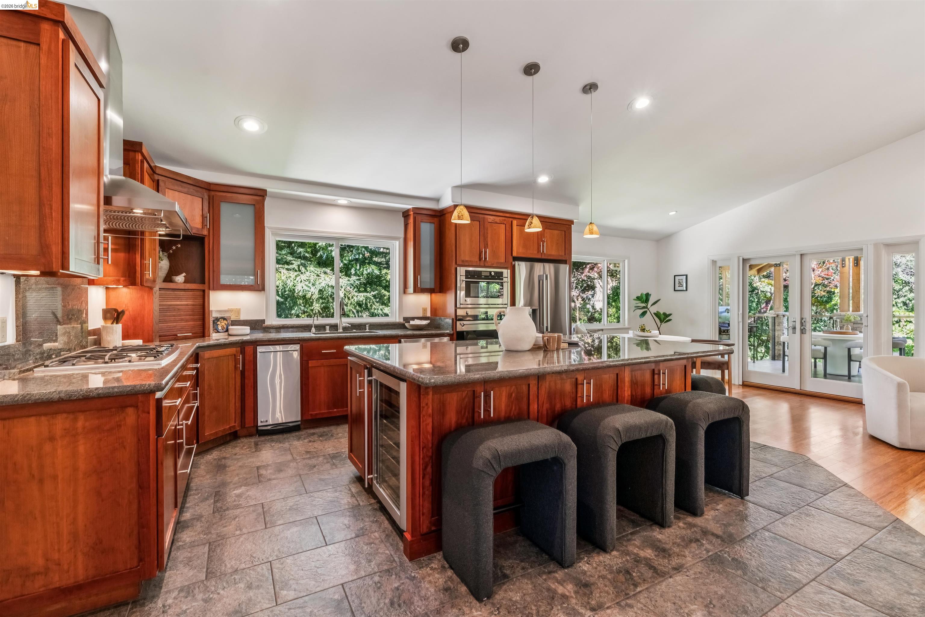 1035 Thompson Rd, Lafayette, CA, 94549