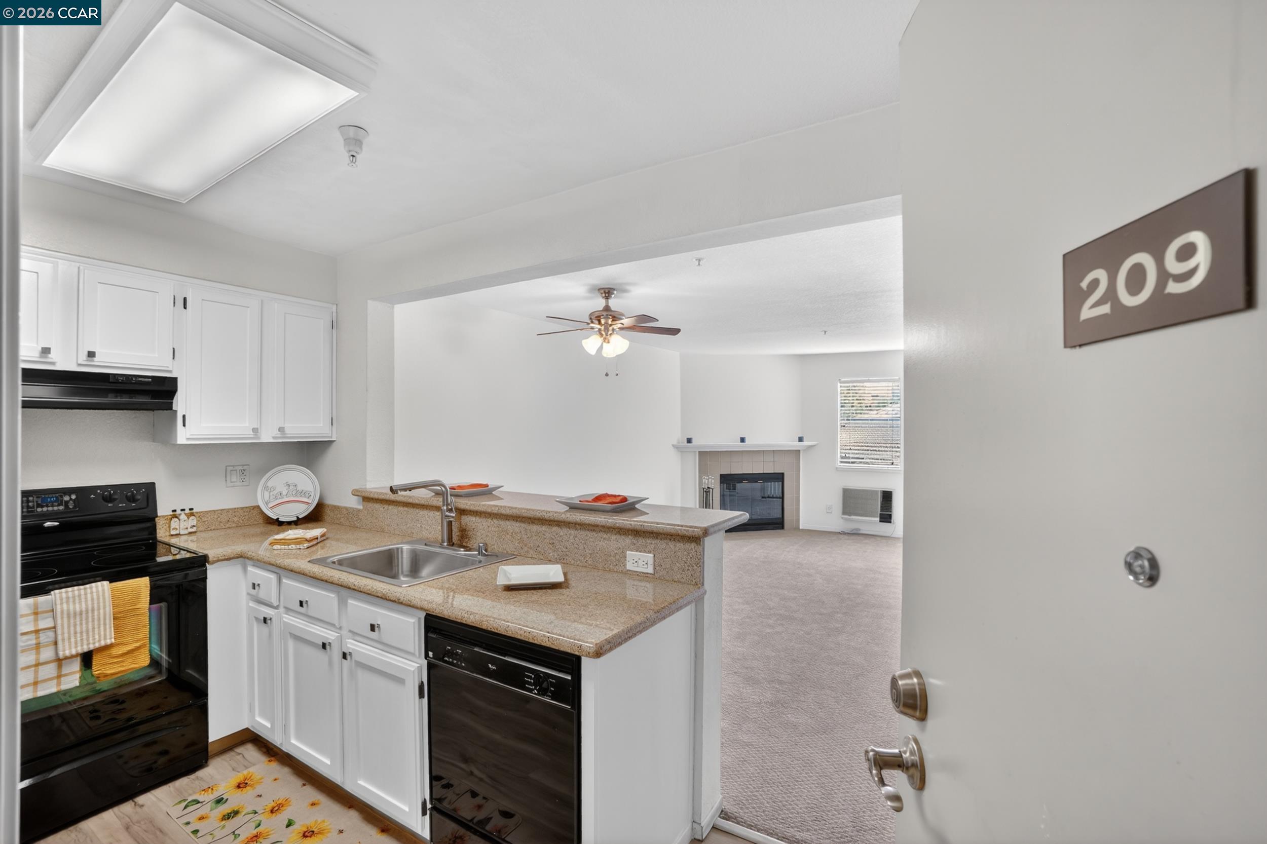 Photo #8: 41133467 Listing: Photo #8