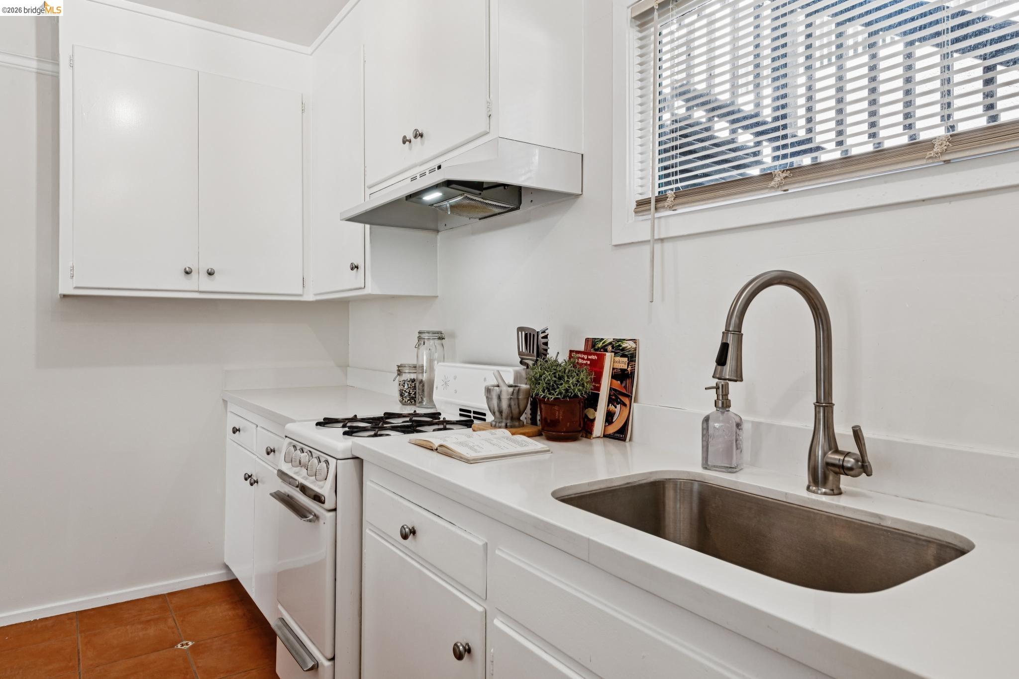 Photo #14: 41133469 Listing: Photo #14