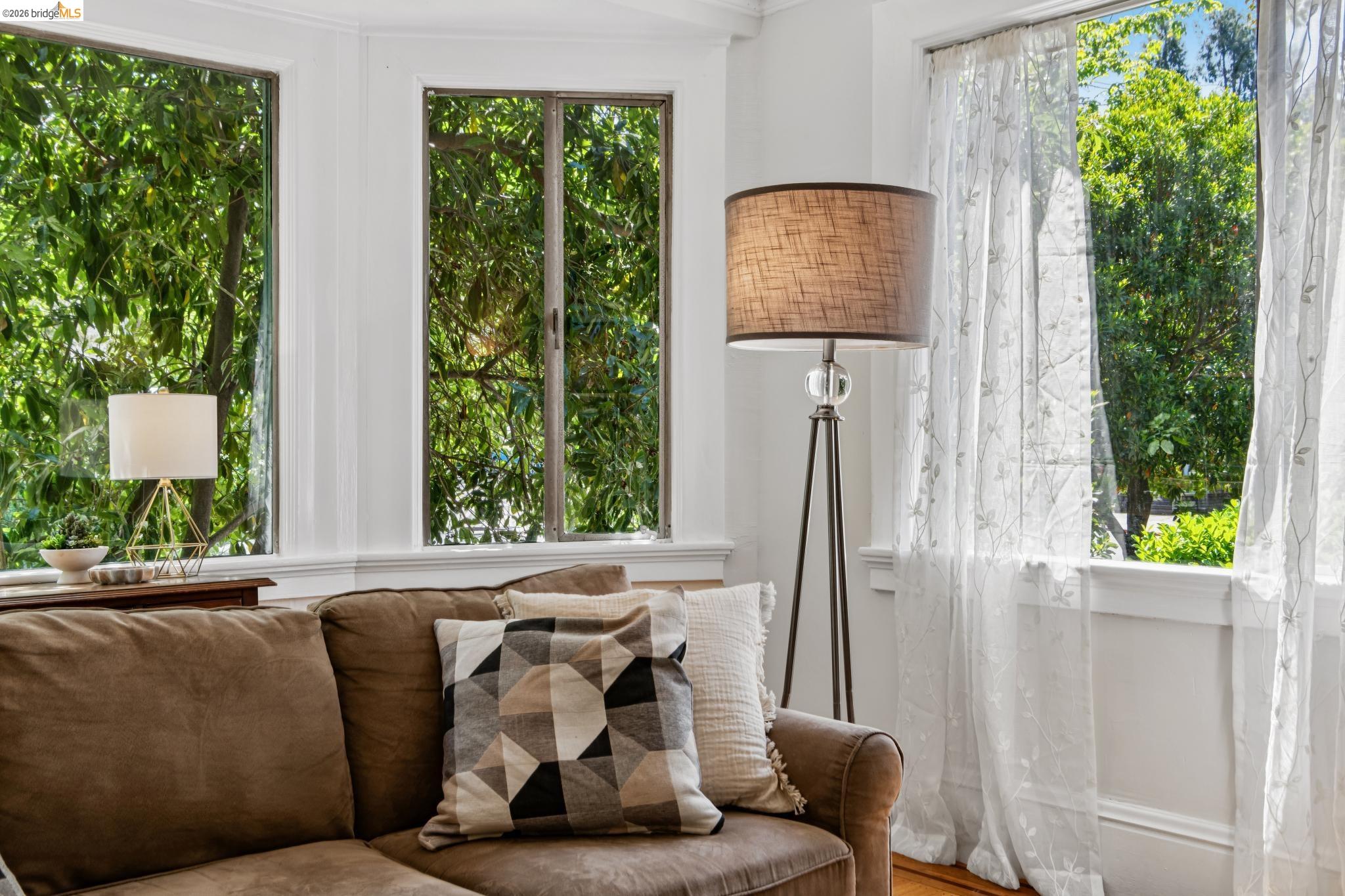 Photo #9: 41133469 Listing: Photo #9