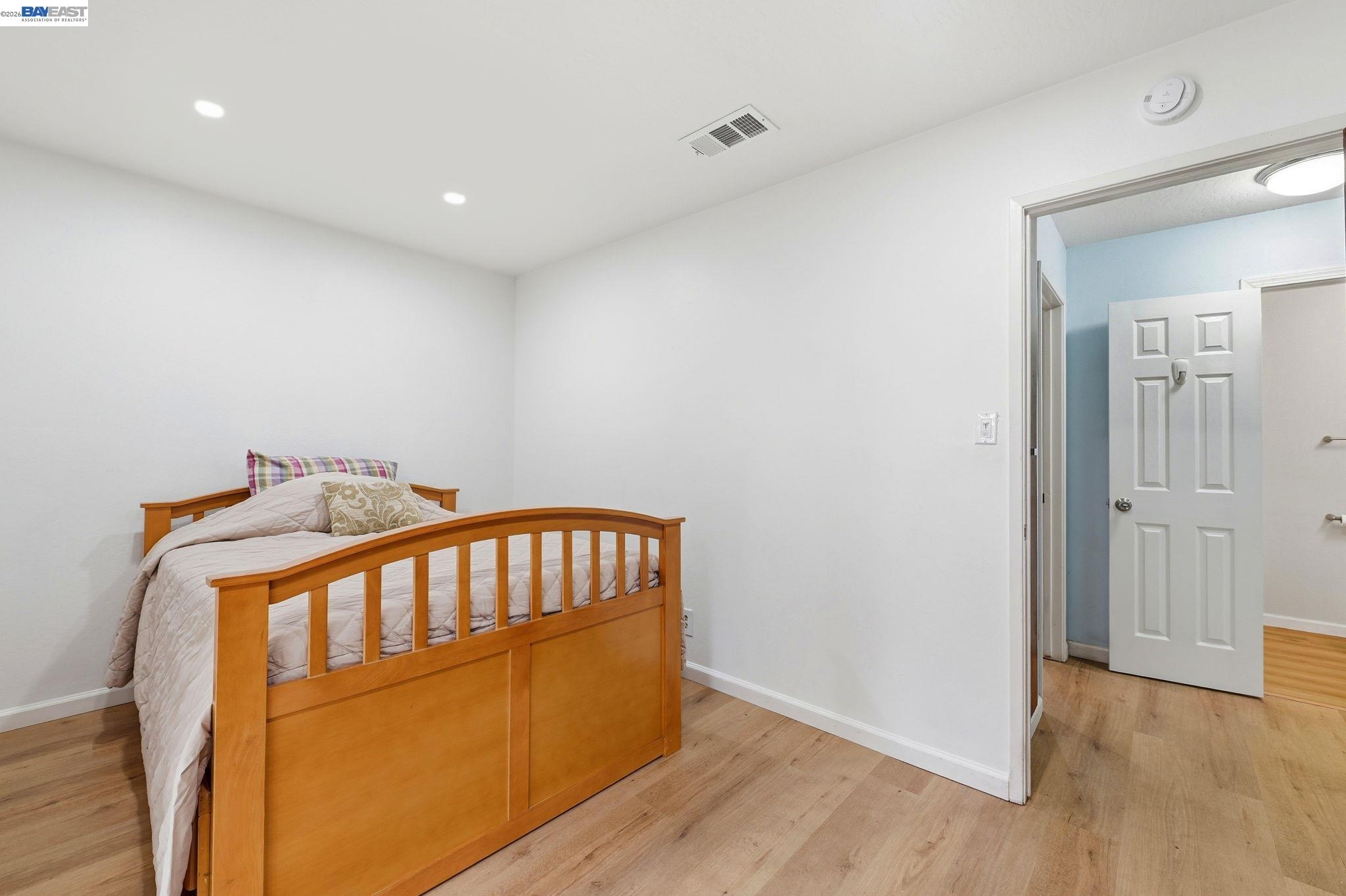 Photo #22: 41133475 Listing: Photo #22