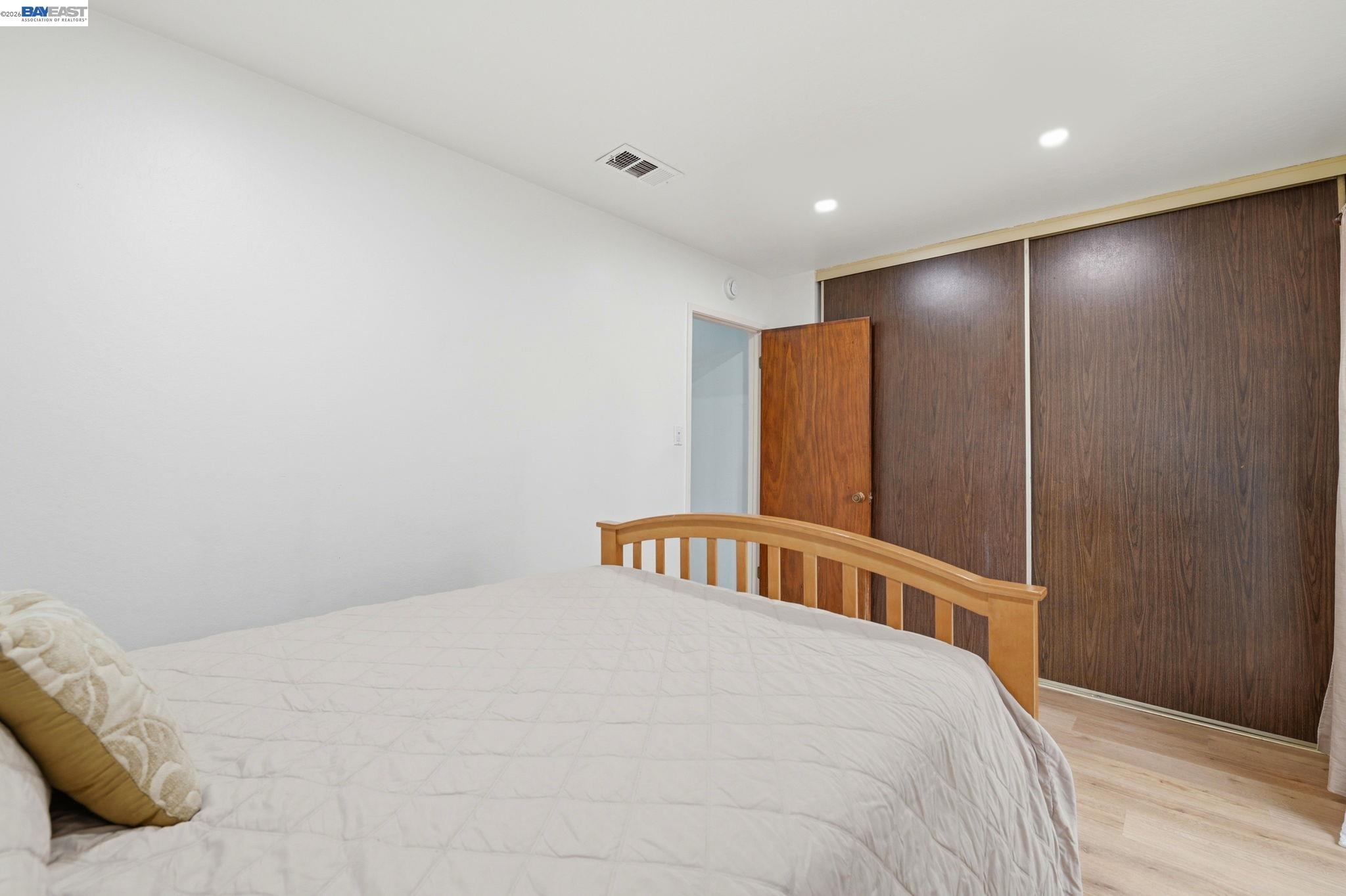 Photo #23: 41133475 Listing: Photo #23