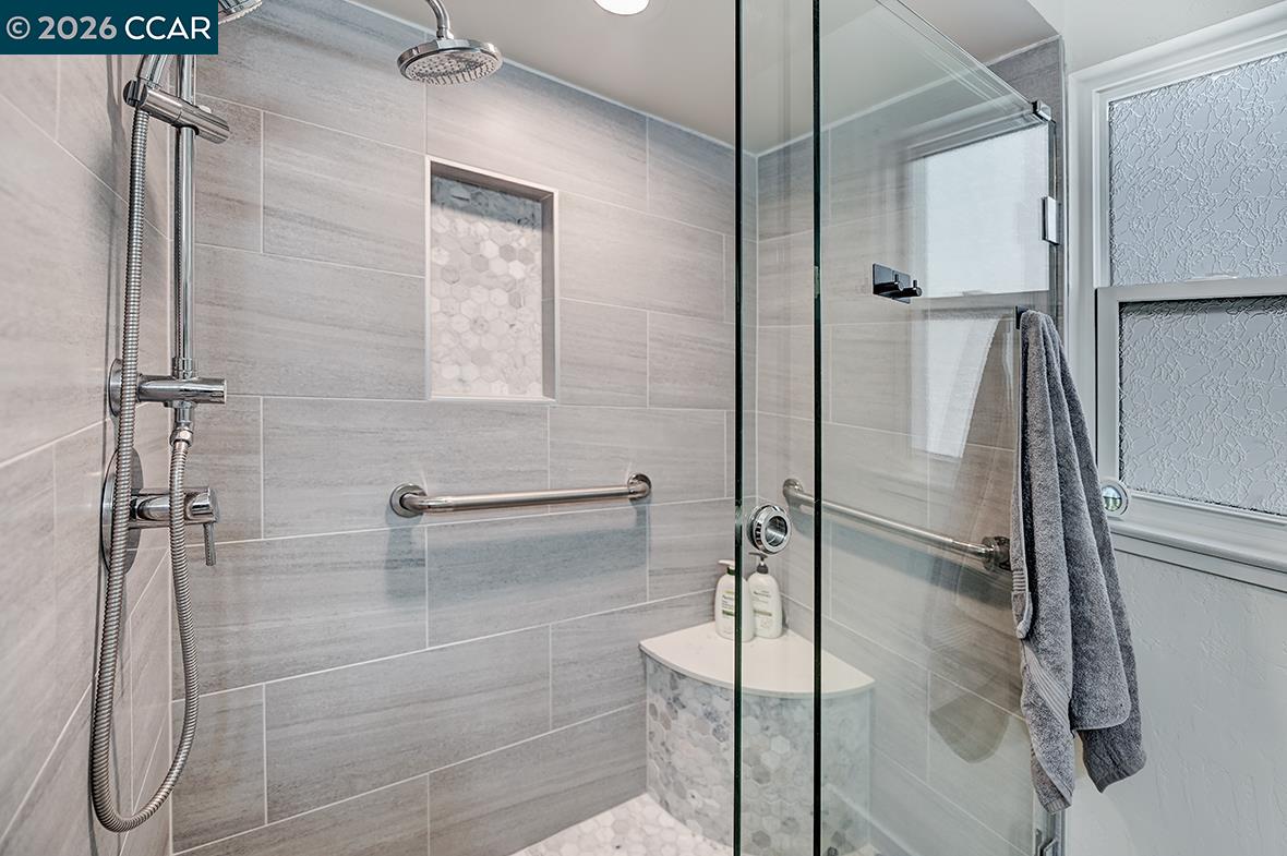 Photo #21: 41133489 Listing: Photo #21
