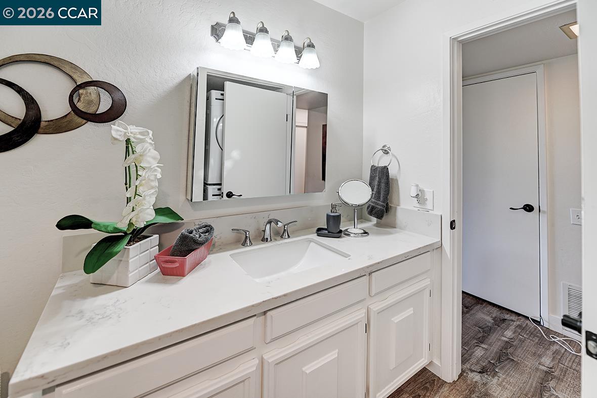 Photo #23: 41133489 Listing: Photo #23