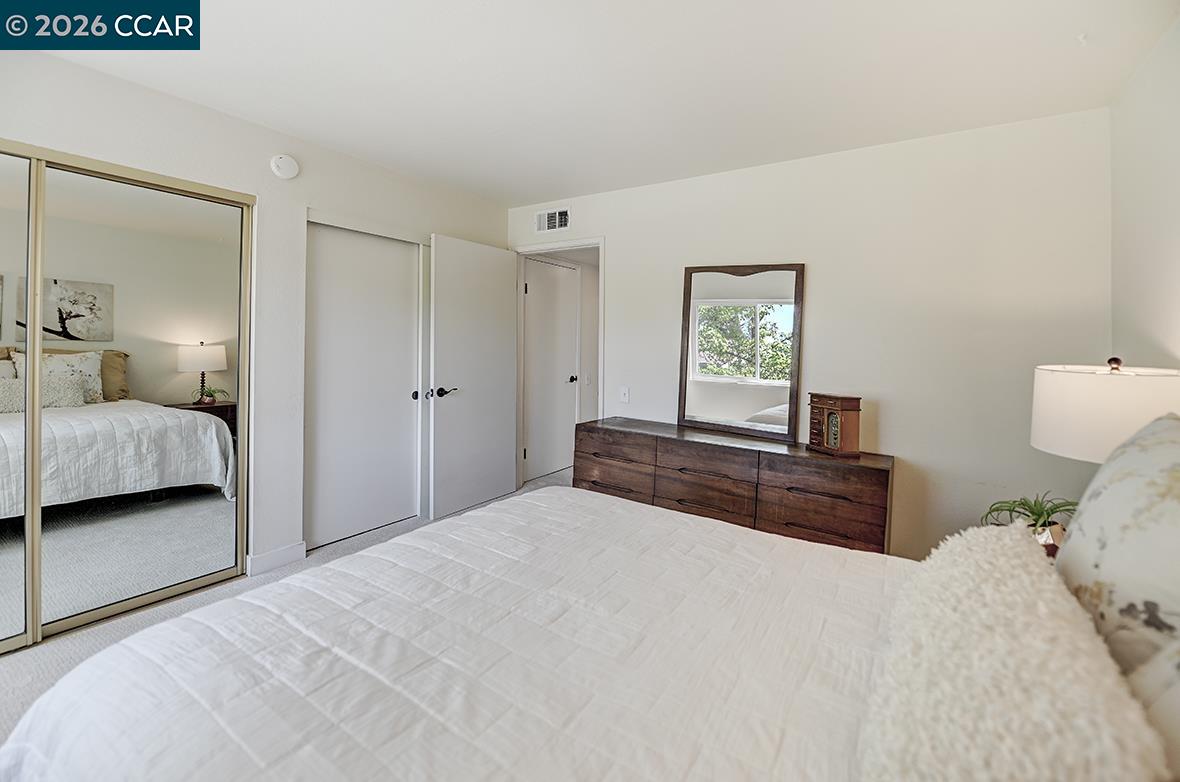 Photo #25: 41133489 Listing: Photo #25