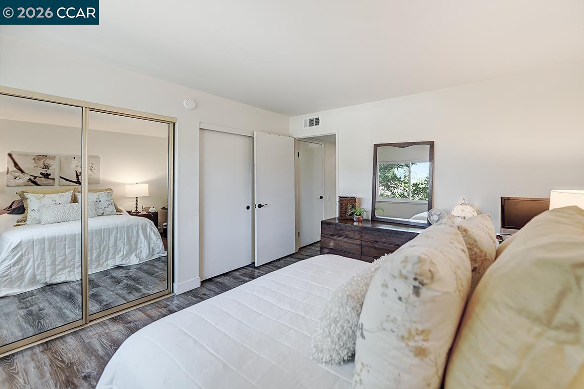 Photo #25: 41133489 Listing: Photo #25
