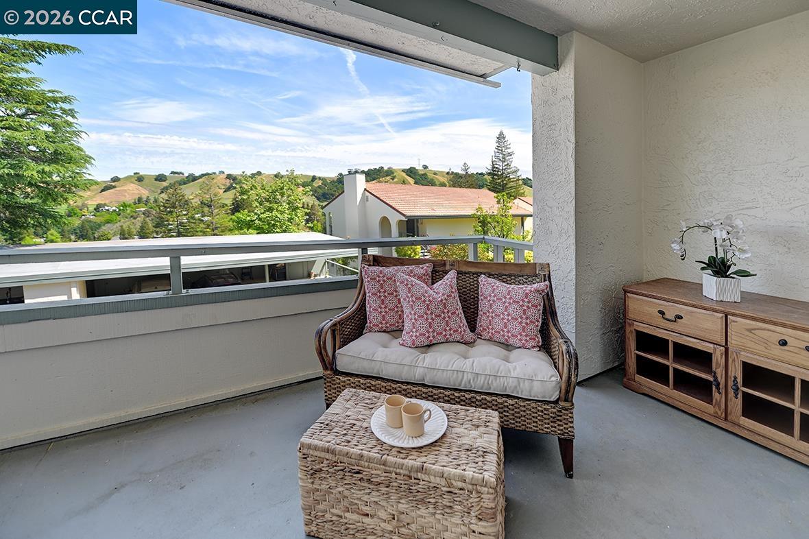 Photo #6: 41133489 Listing: Photo #6