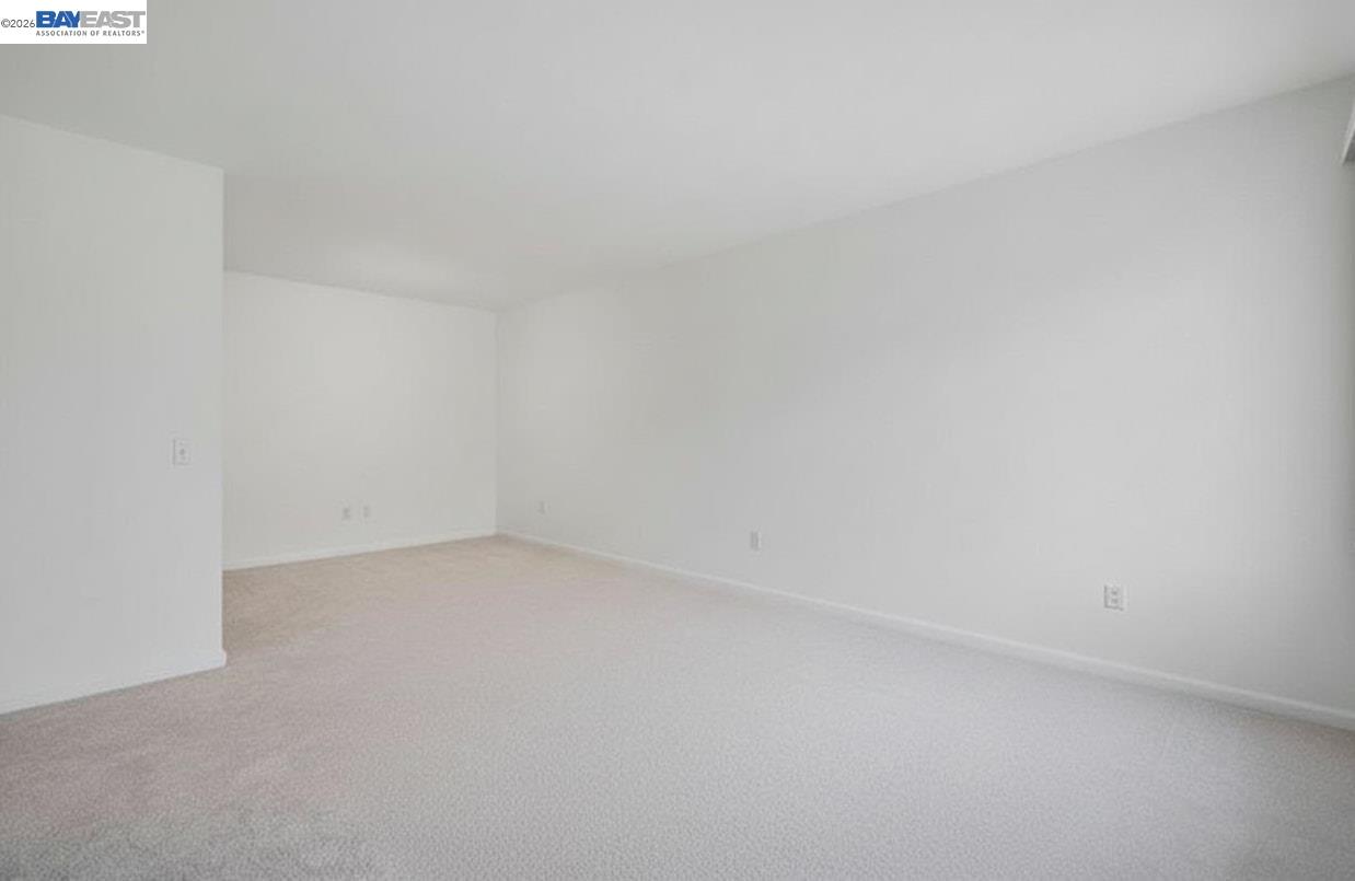 Photo #5: 41133496 Listing: Photo #5