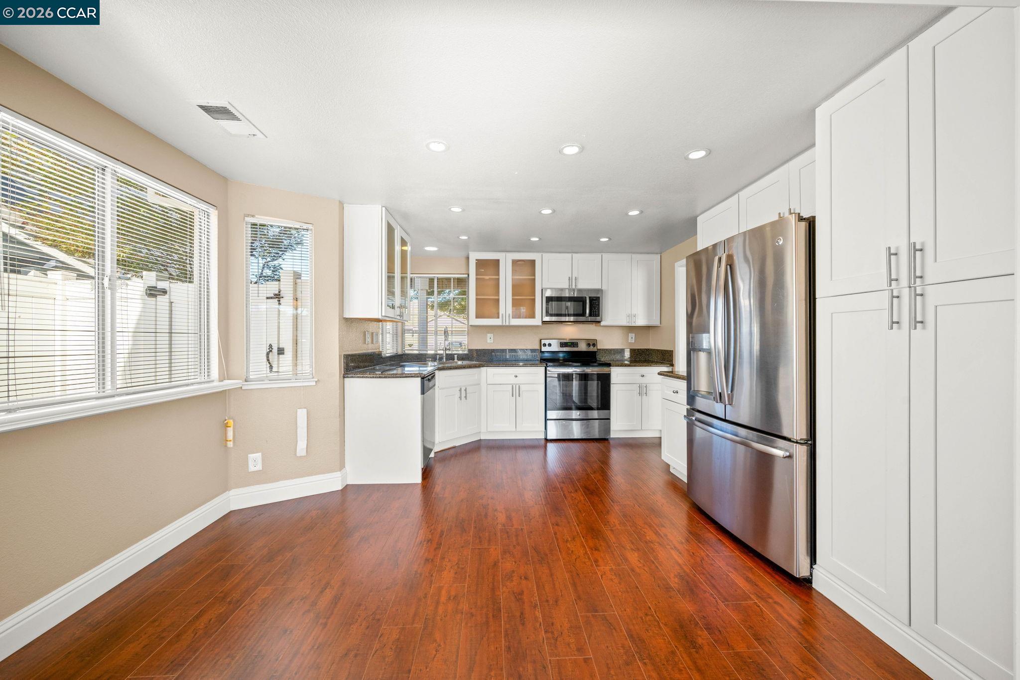 Photo #14: 41133507 Listing: Photo #14