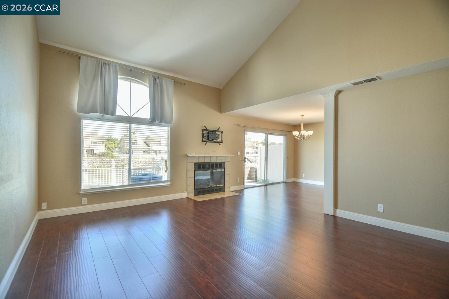 Photo #6: 41133507 Listing: Photo #6