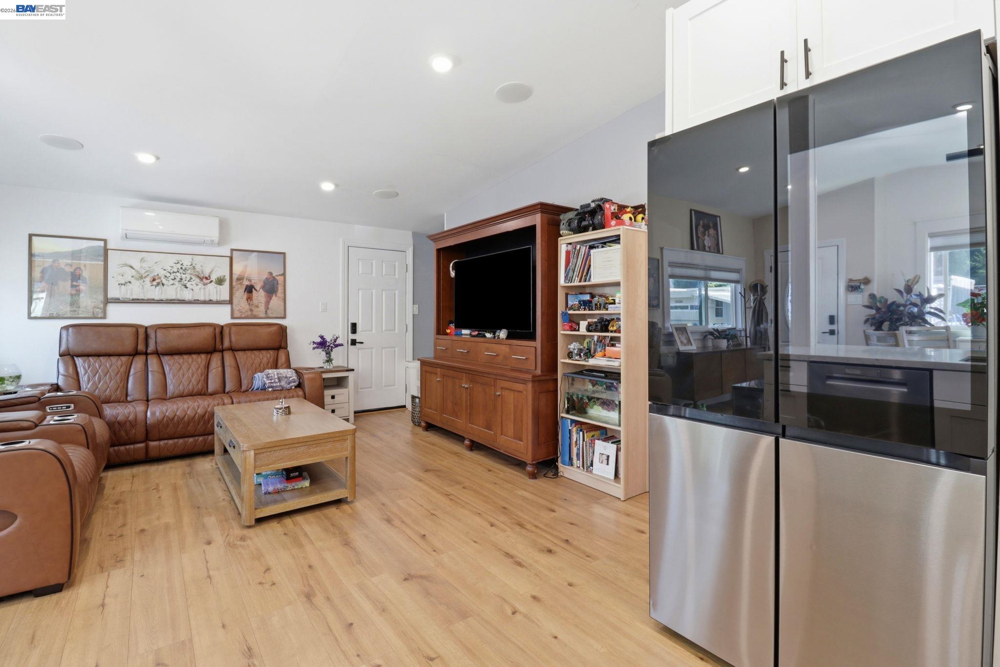 1530 Armstrong UNIT 75, Novato, CA, 94945