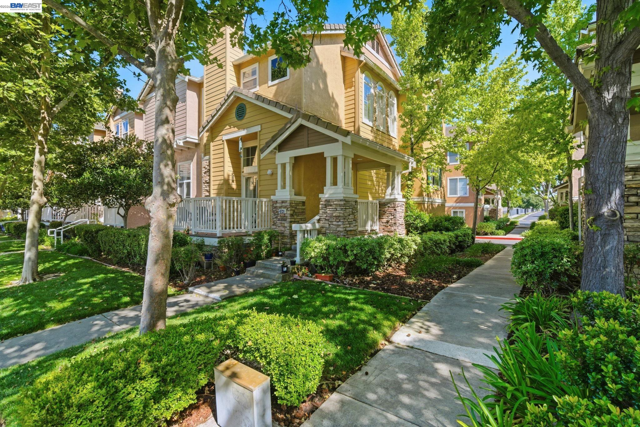 Photo #2: 41133525 Listing: Photo #2