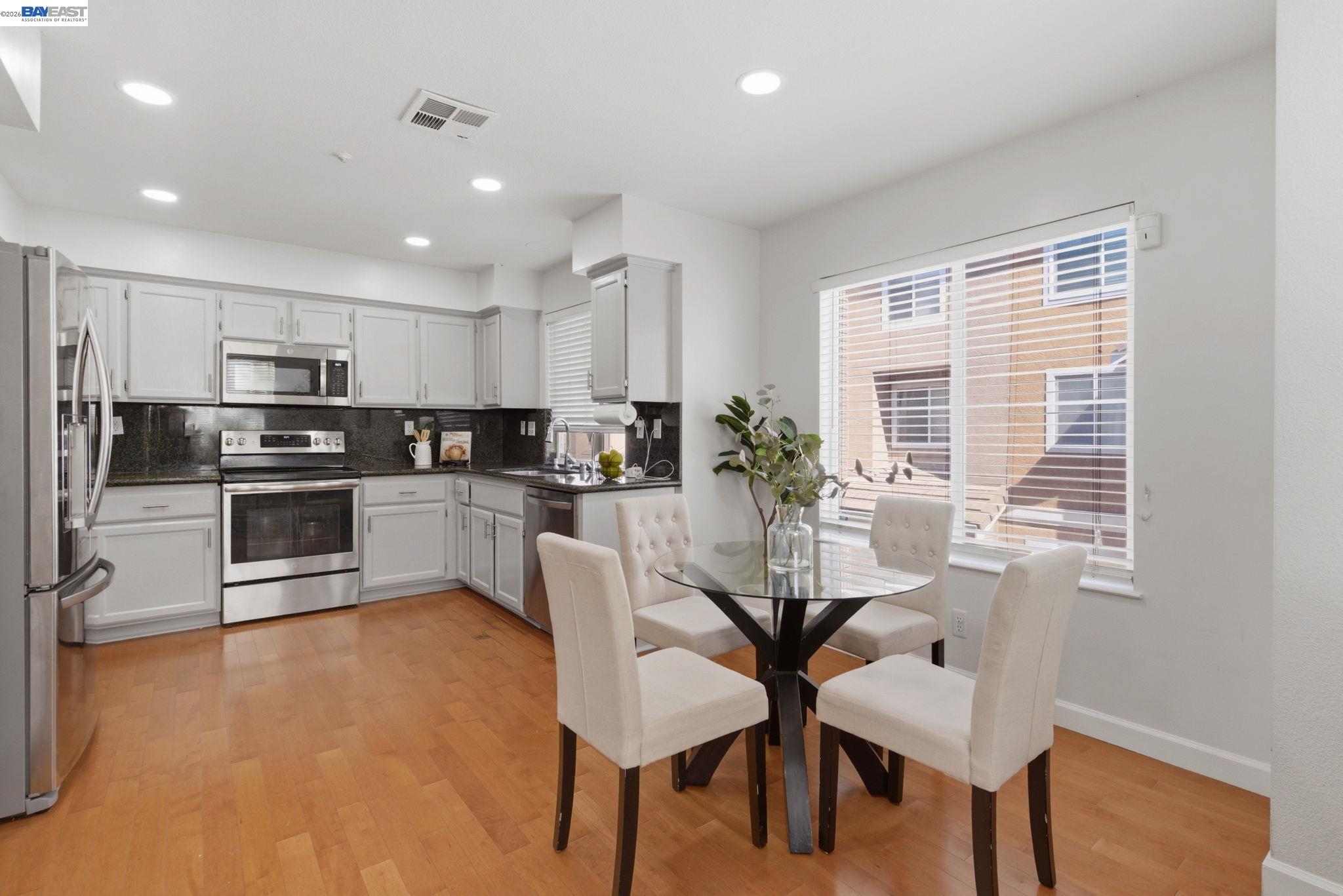 Photo #18: 41133525 Listing: Photo #18