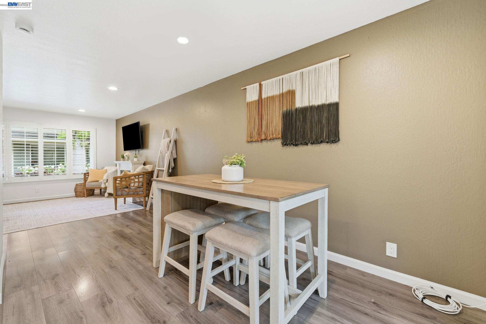 Photo #9: 41133533 Listing: Photo #9