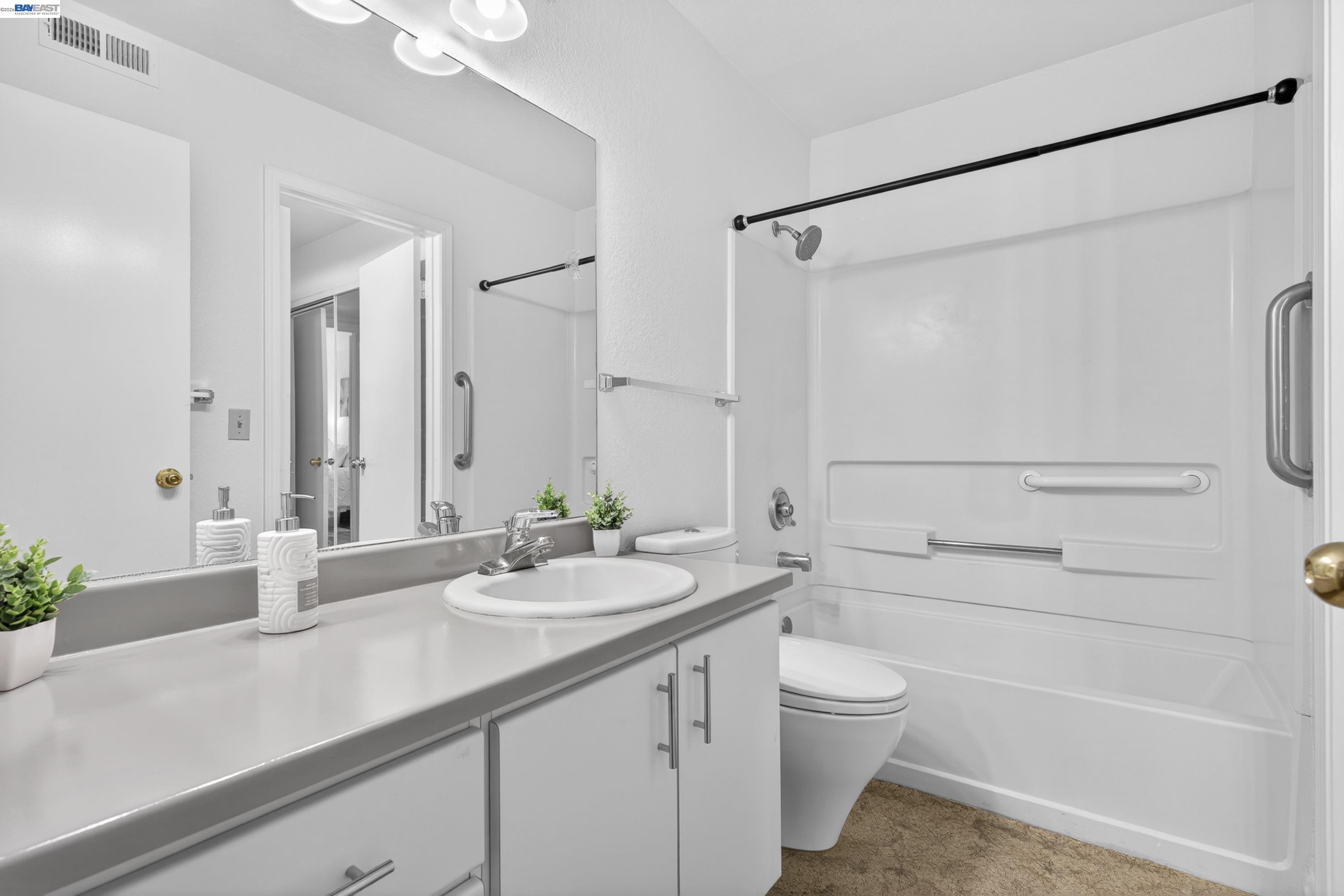 Photo #35: 41133536 Listing: Photo #35
