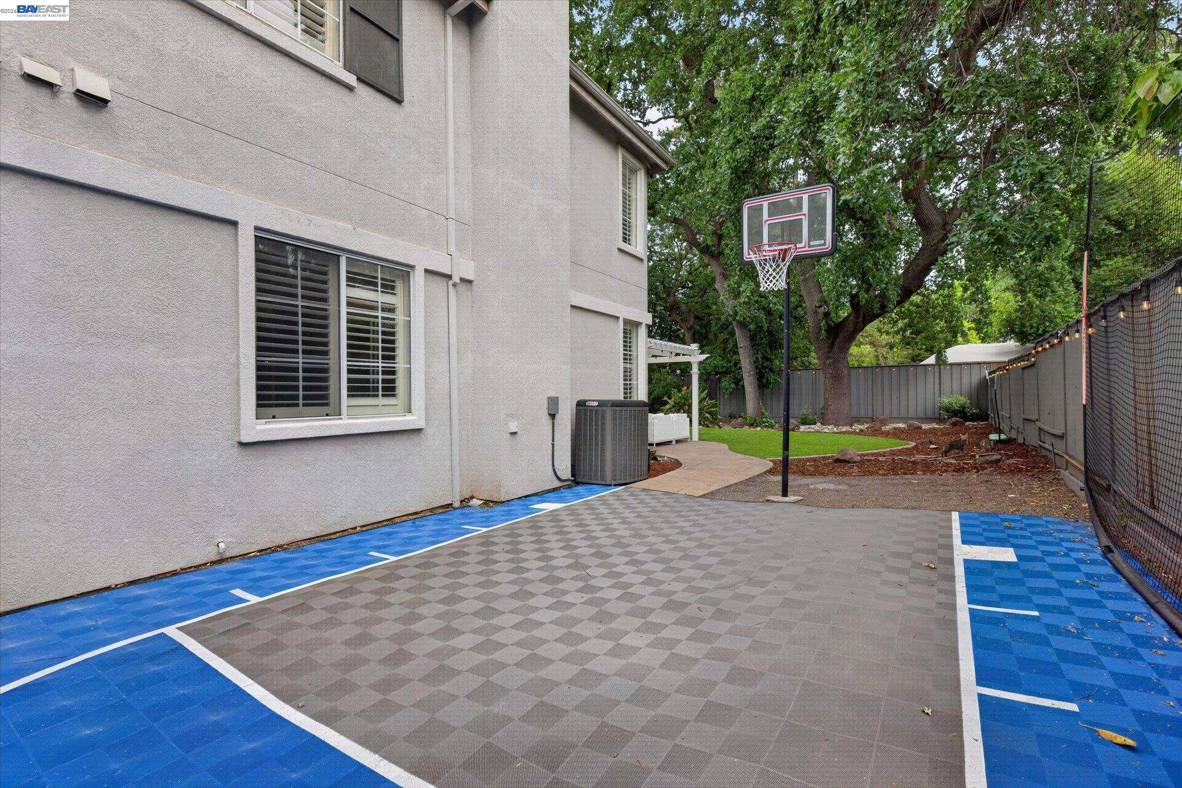 192 Mayhew Way, Walnut Creek, CA, 94597