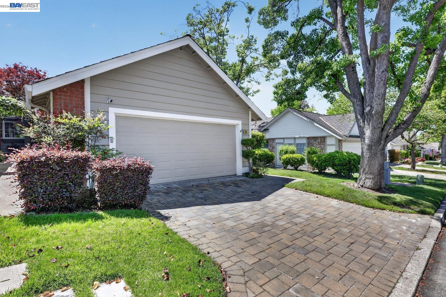 Photo #3: 41133547 Listing: Photo #3