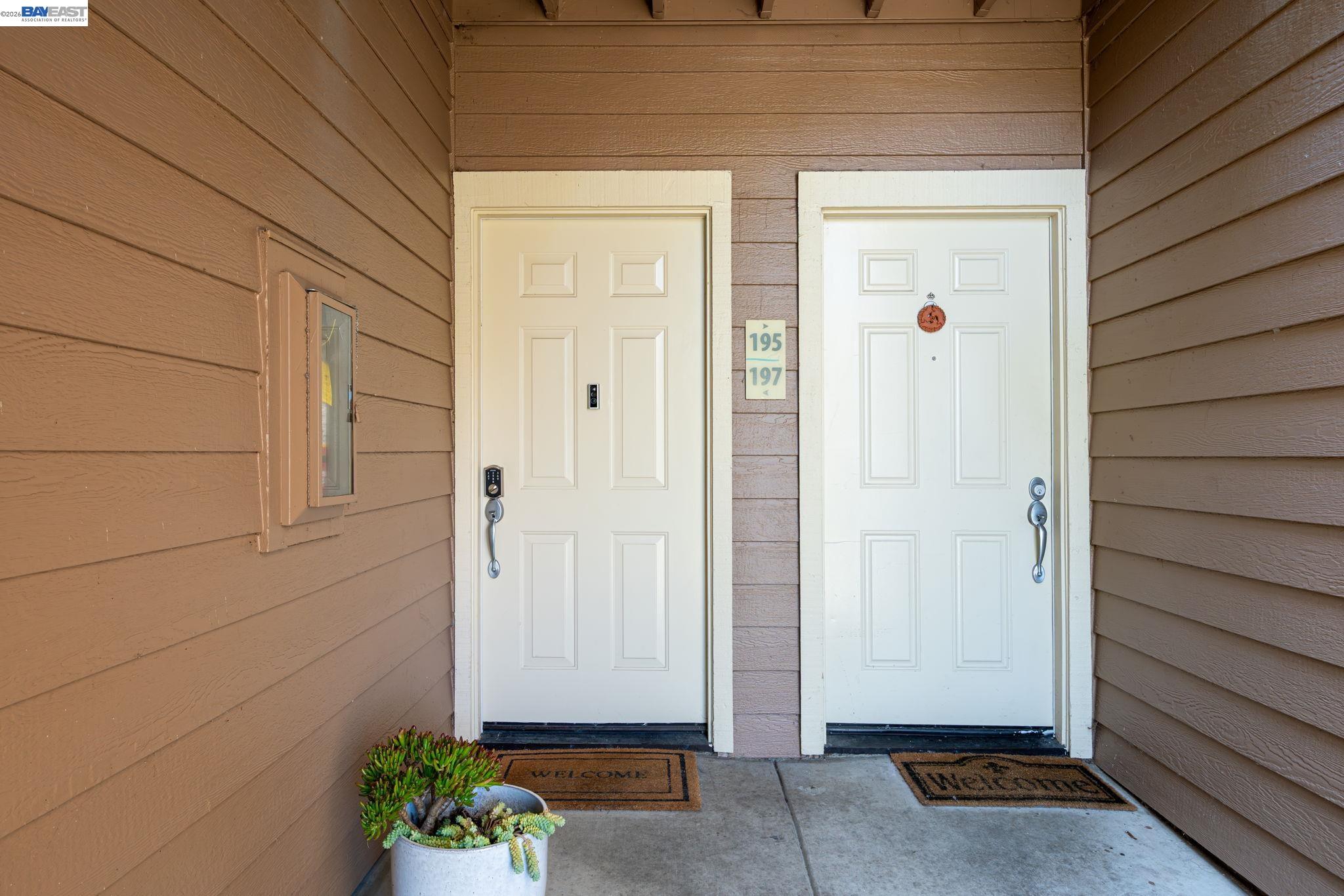 Photo #4: 41133568 Listing: Photo #4