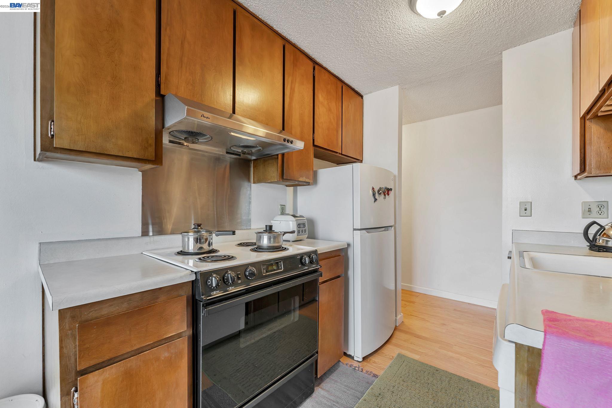 Photo #24: 41133601 Listing: Photo #24