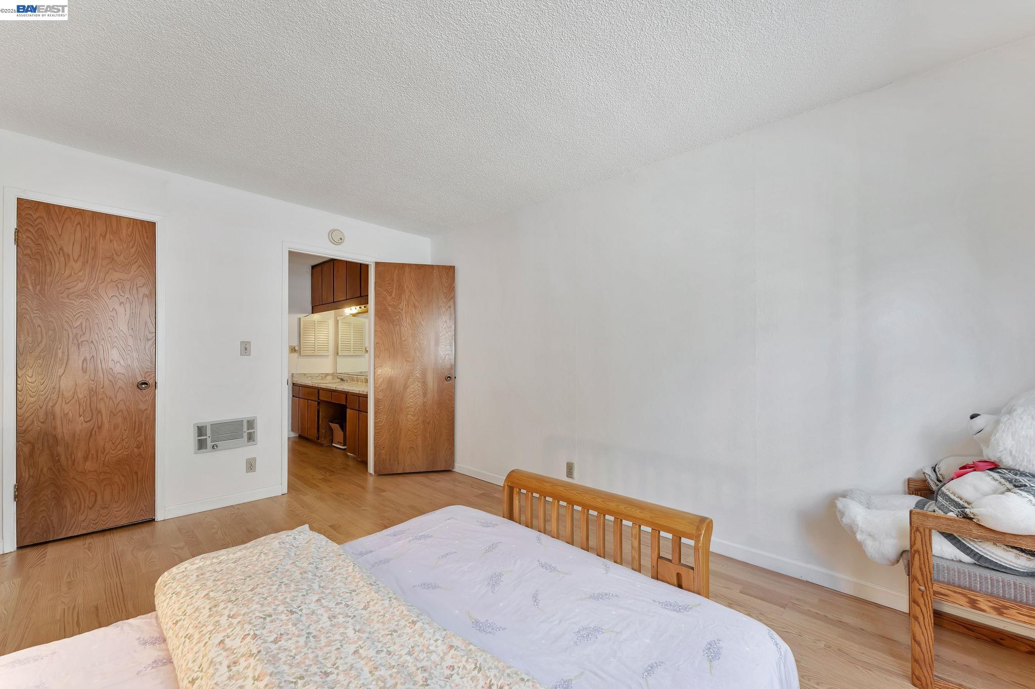 Photo #30: 41133601 Listing: Photo #30