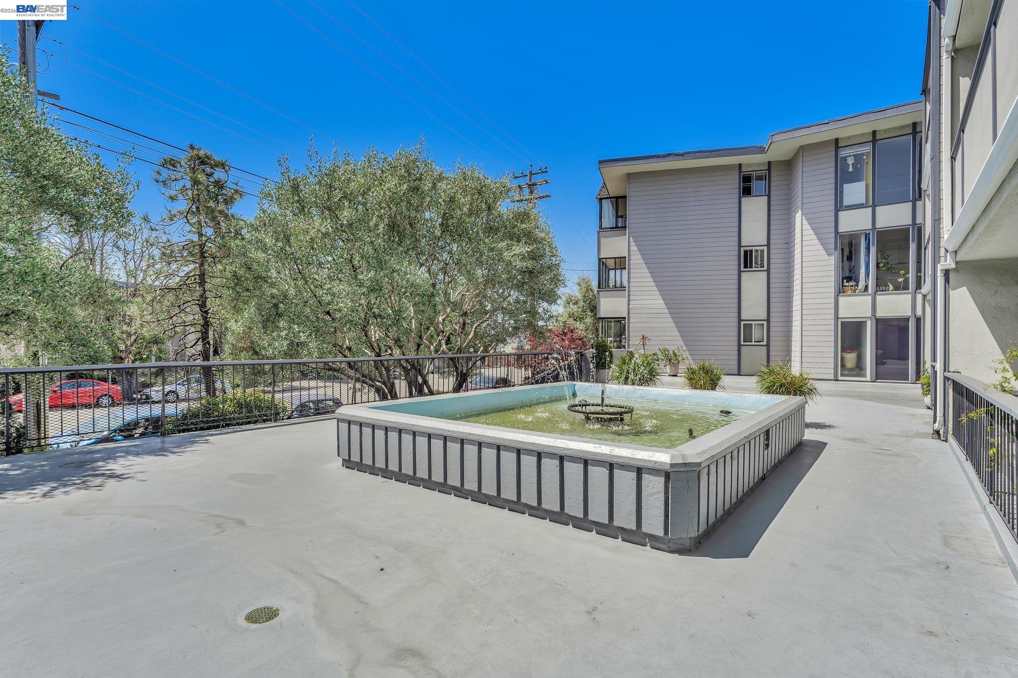 Photo #7: 41133601 Listing: Photo #7