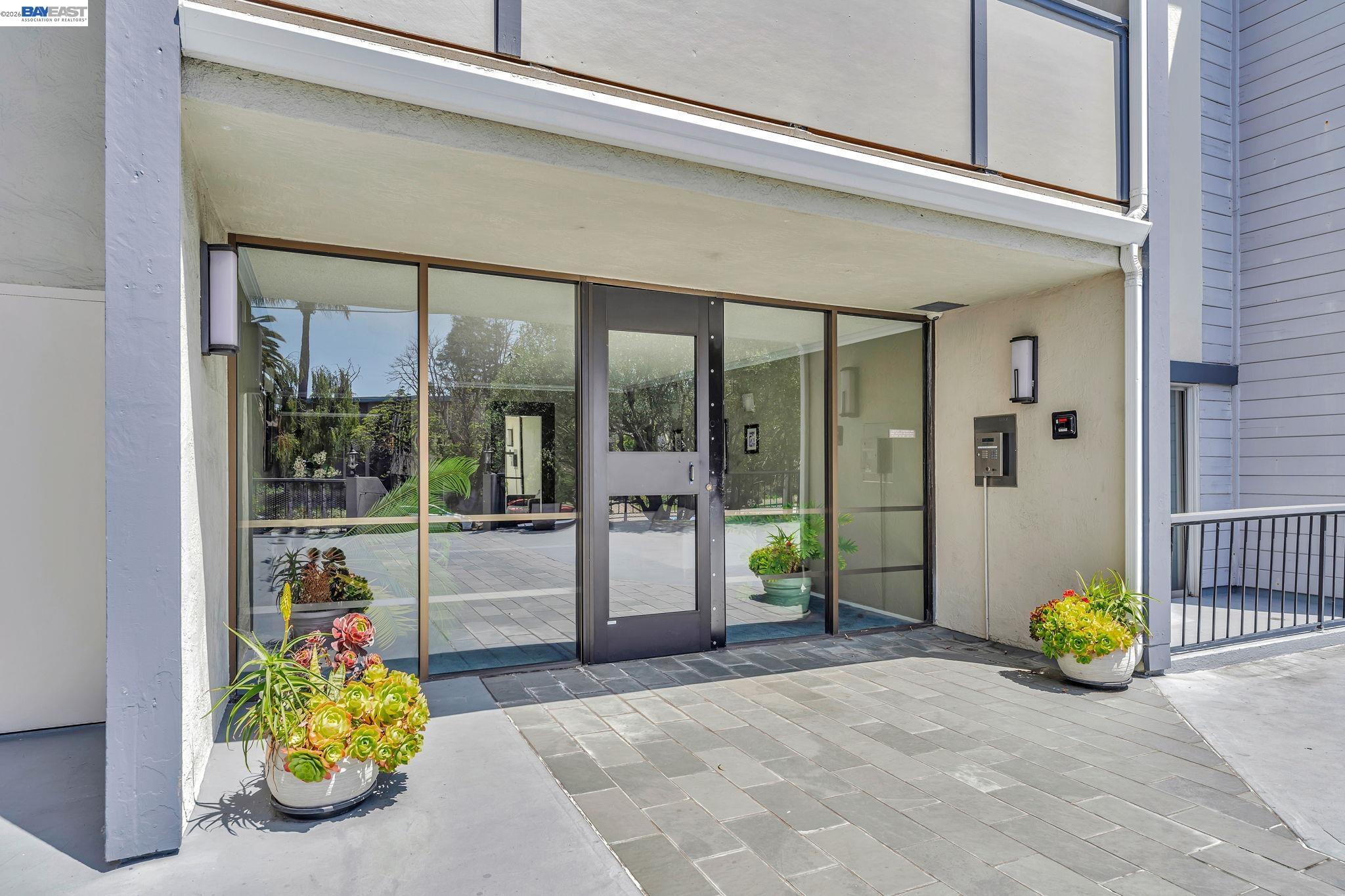 Photo #9: 41133601 Listing: Photo #9