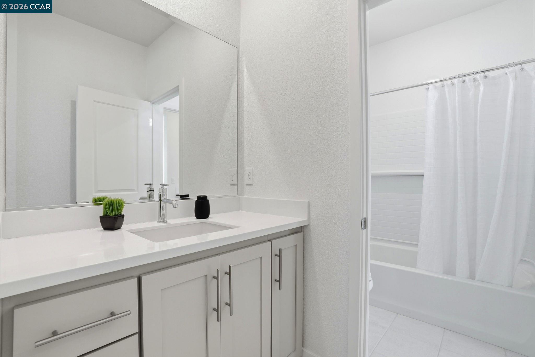 5911 Silhouette Way, Dublin, CA, 94568
