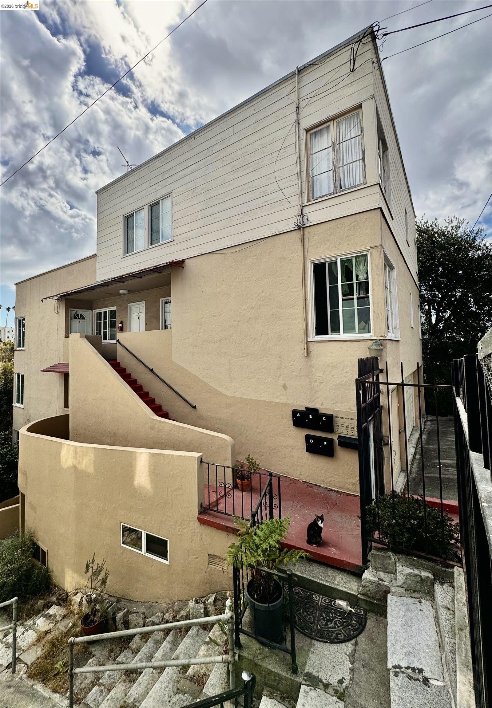 33 E Home Place, Oakland CA 94610 — photo 16