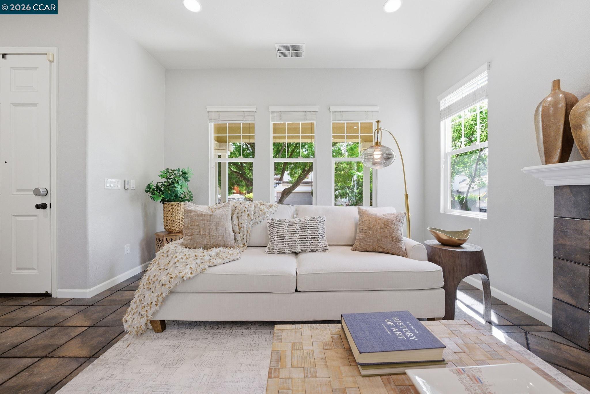 1248 Oak Knoll Dr, Concord, CA, 94521