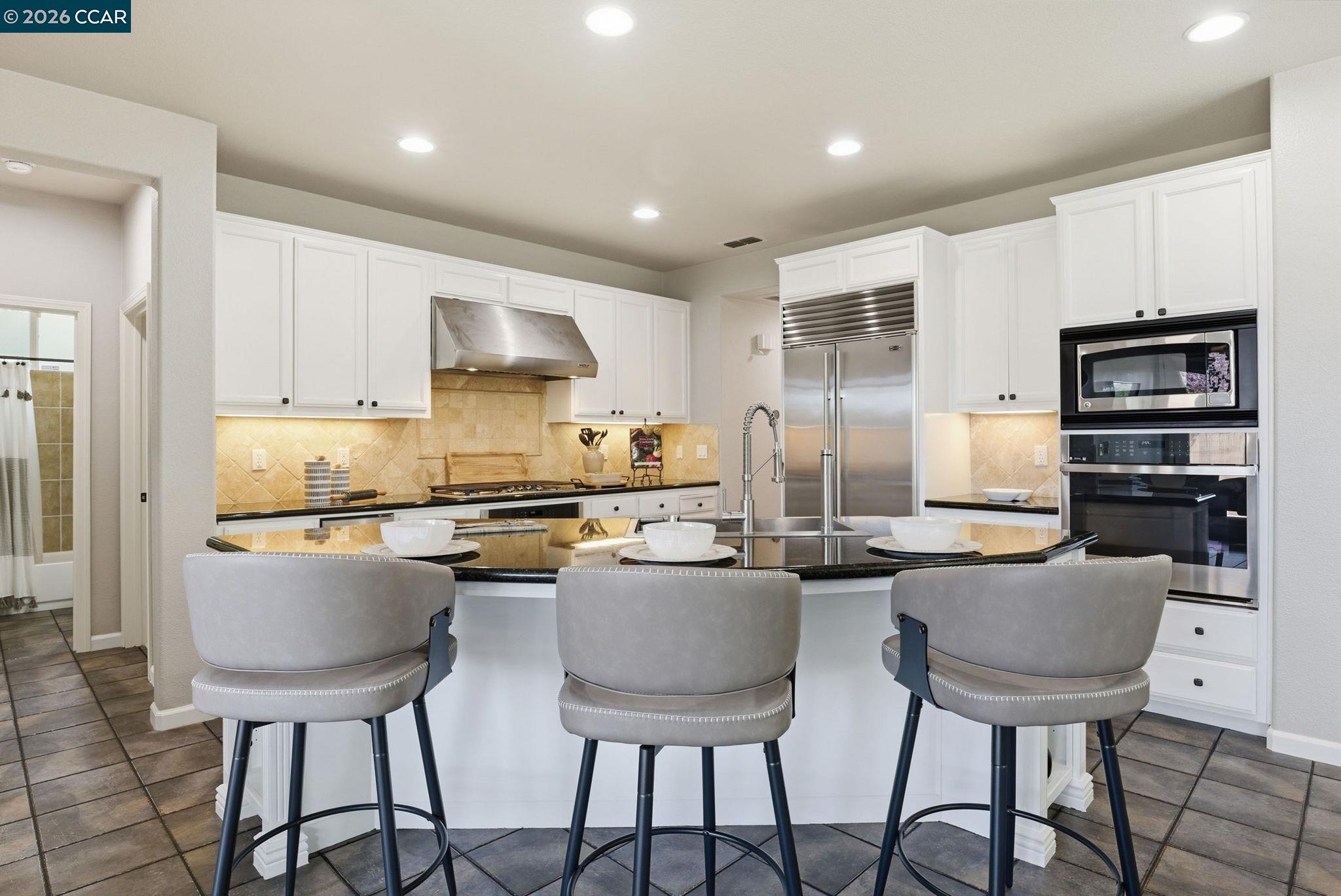 1248 Oak Knoll Dr, Concord, CA, 94521