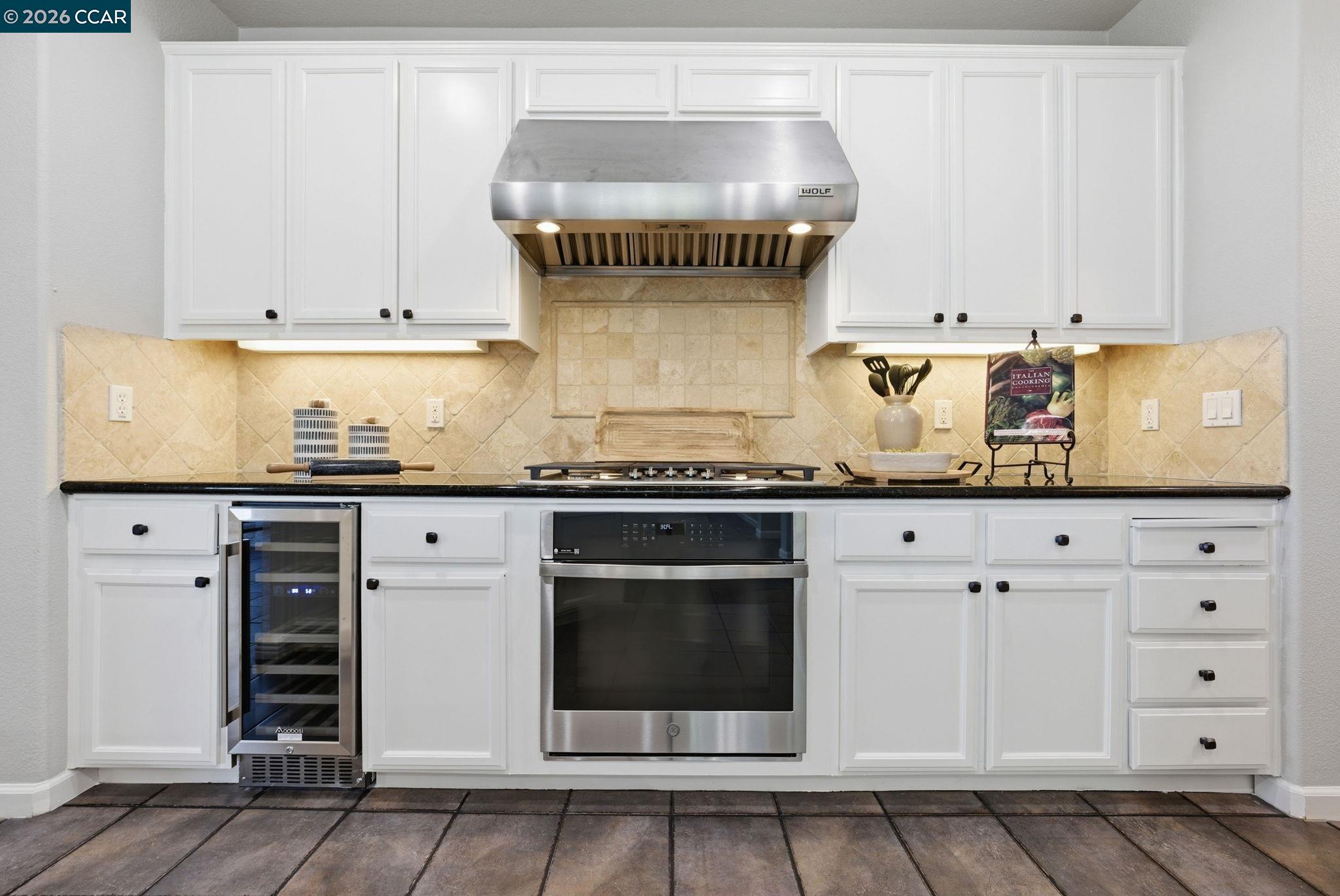 1248 Oak Knoll Dr, Concord, CA, 94521