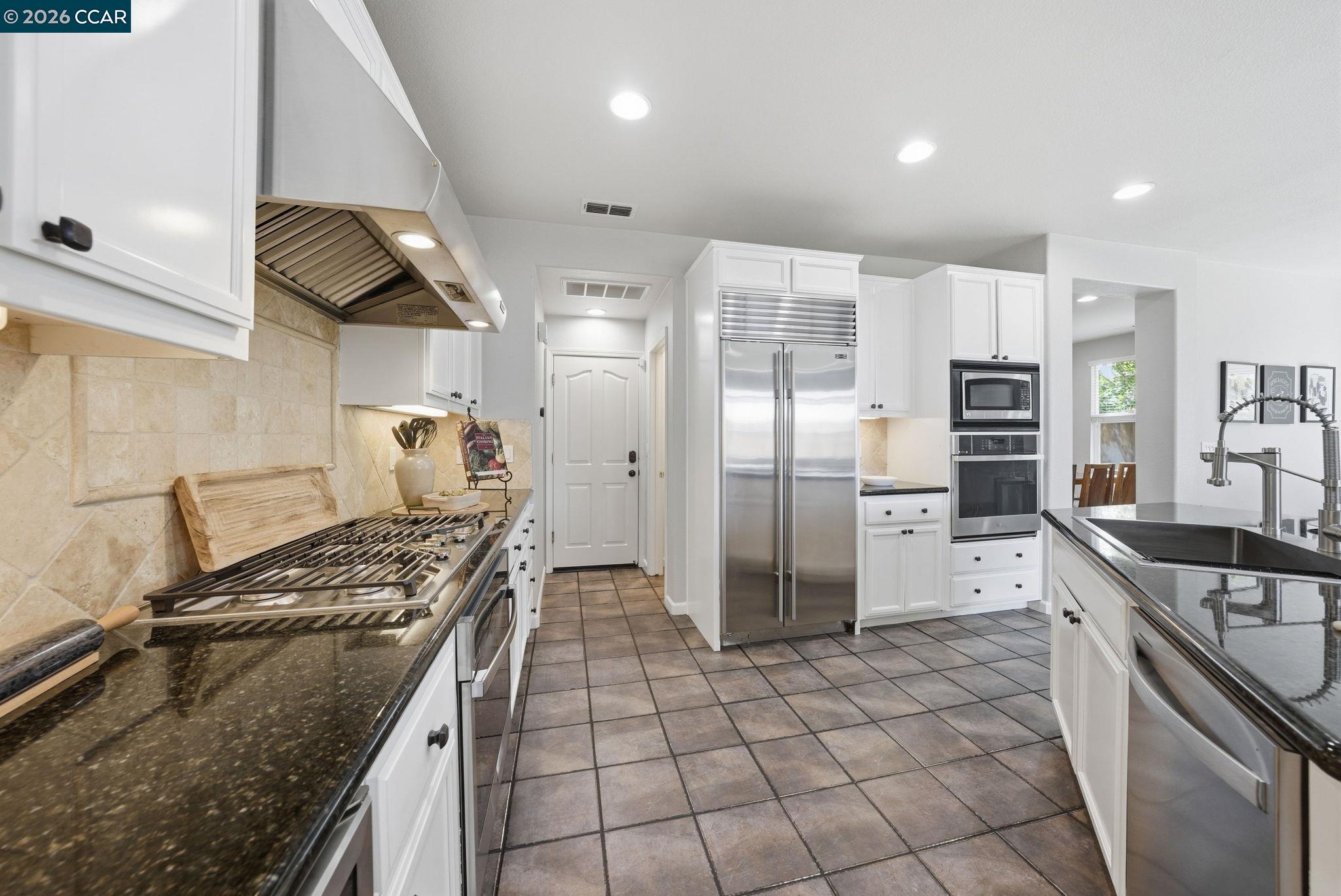 1248 Oak Knoll Dr, Concord, CA, 94521