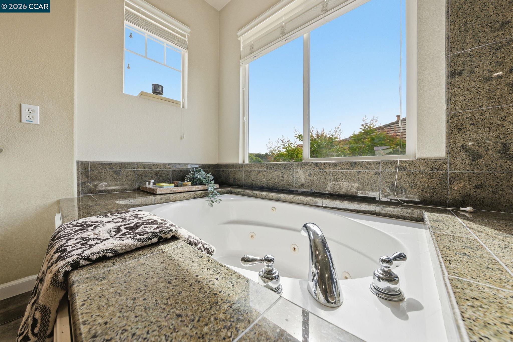 1248 Oak Knoll Dr, Concord, CA, 94521