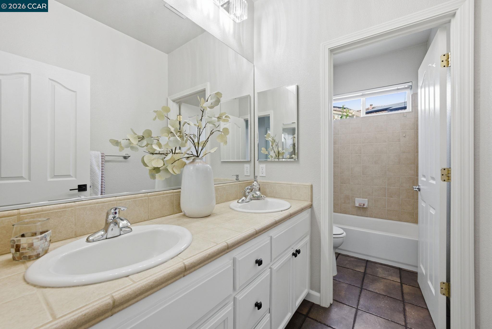 1248 Oak Knoll Dr, Concord, CA, 94521
