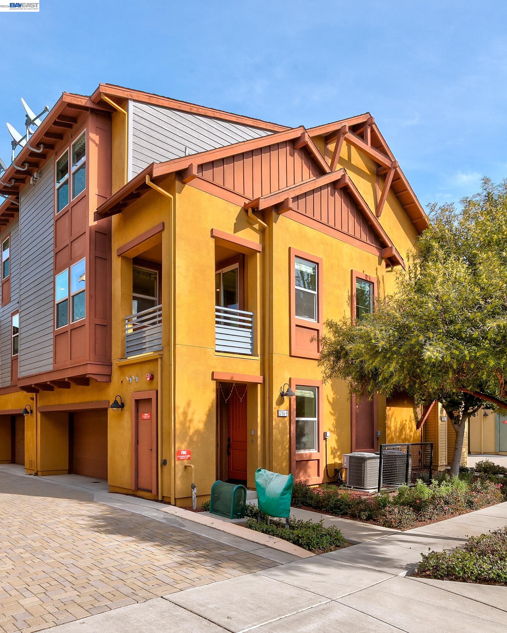 Photo #3: 41133642 Listing: Photo #3