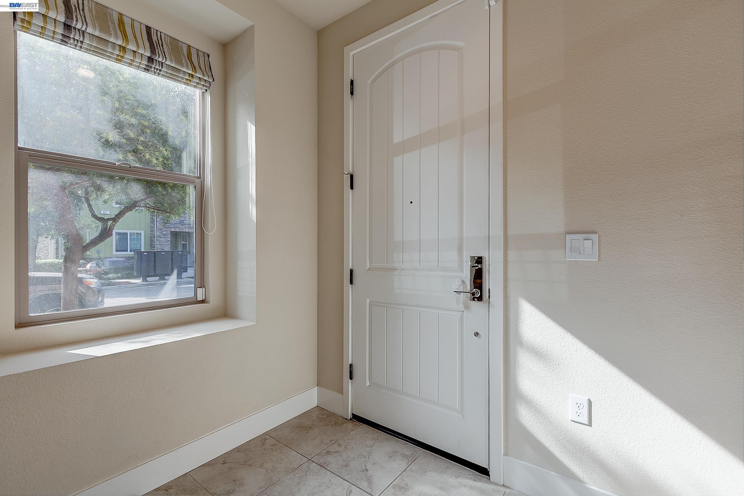 Photo #4: 41133642 Listing: Photo #4