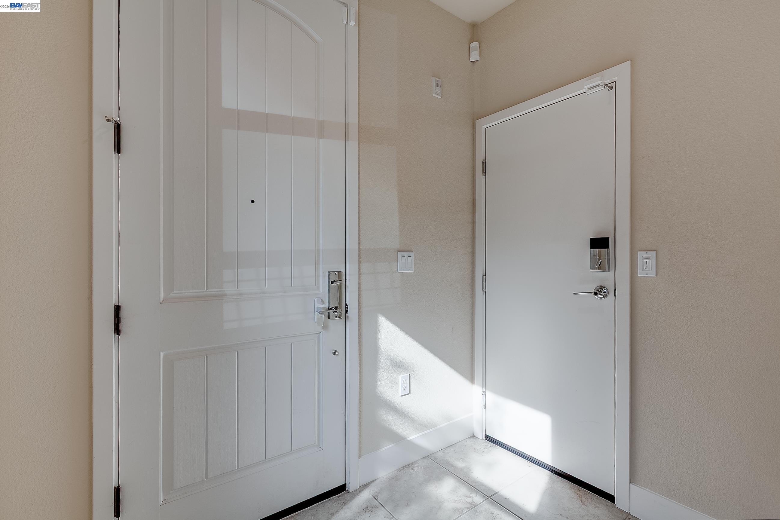 Photo #6: 41133642 Listing: Photo #6