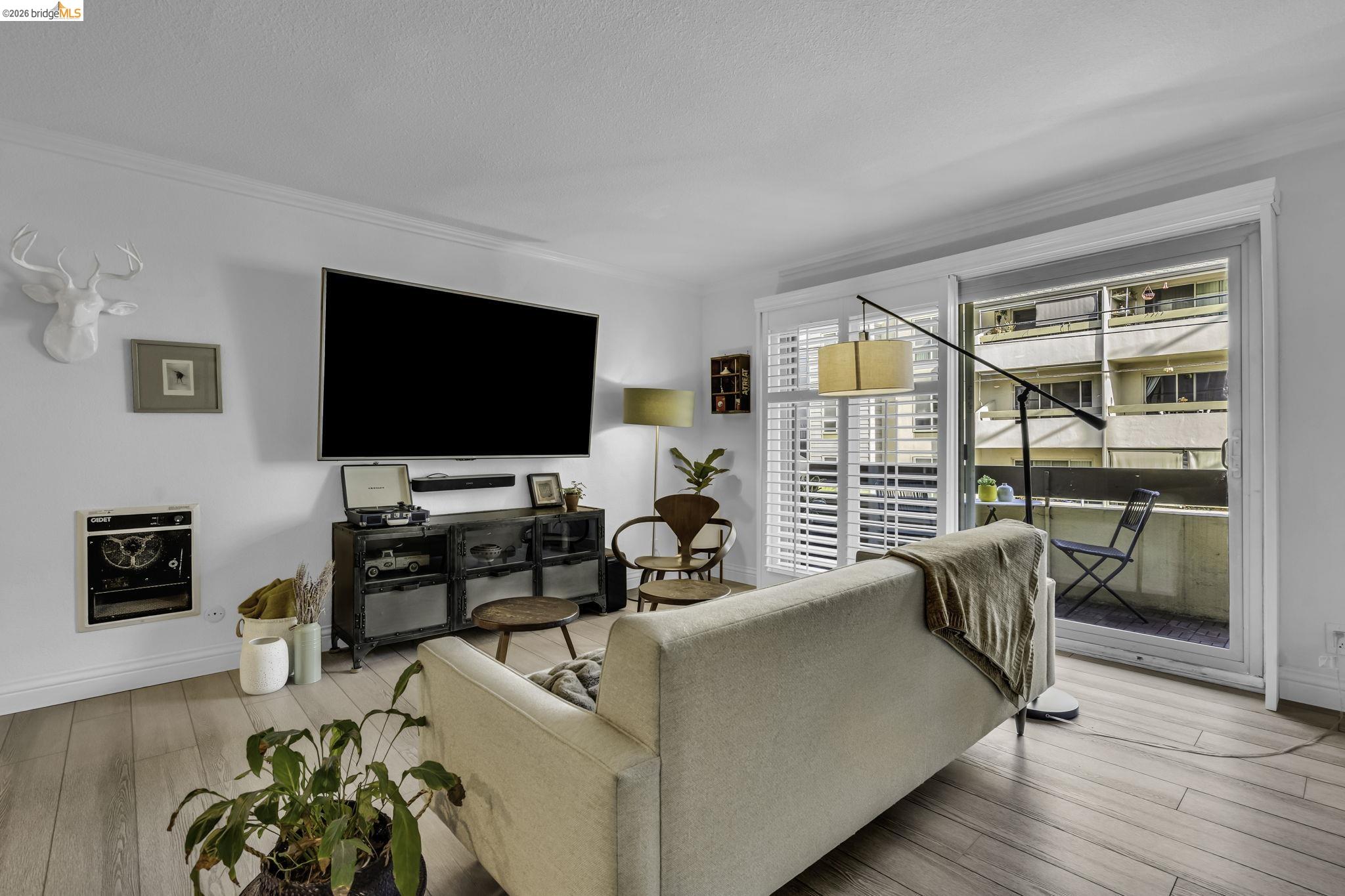 Photo #3: 41133646 Listing: Photo #3
