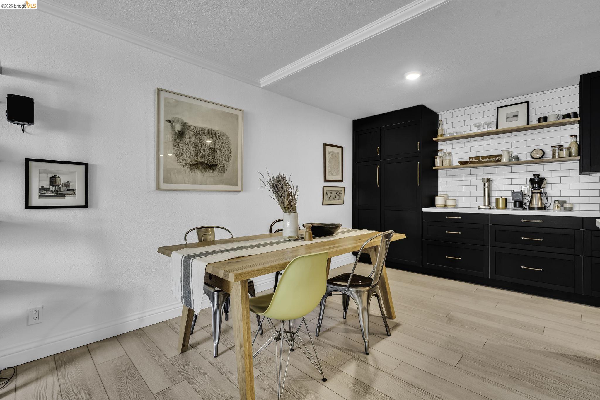Photo #5: 41133646 Listing: Photo #5