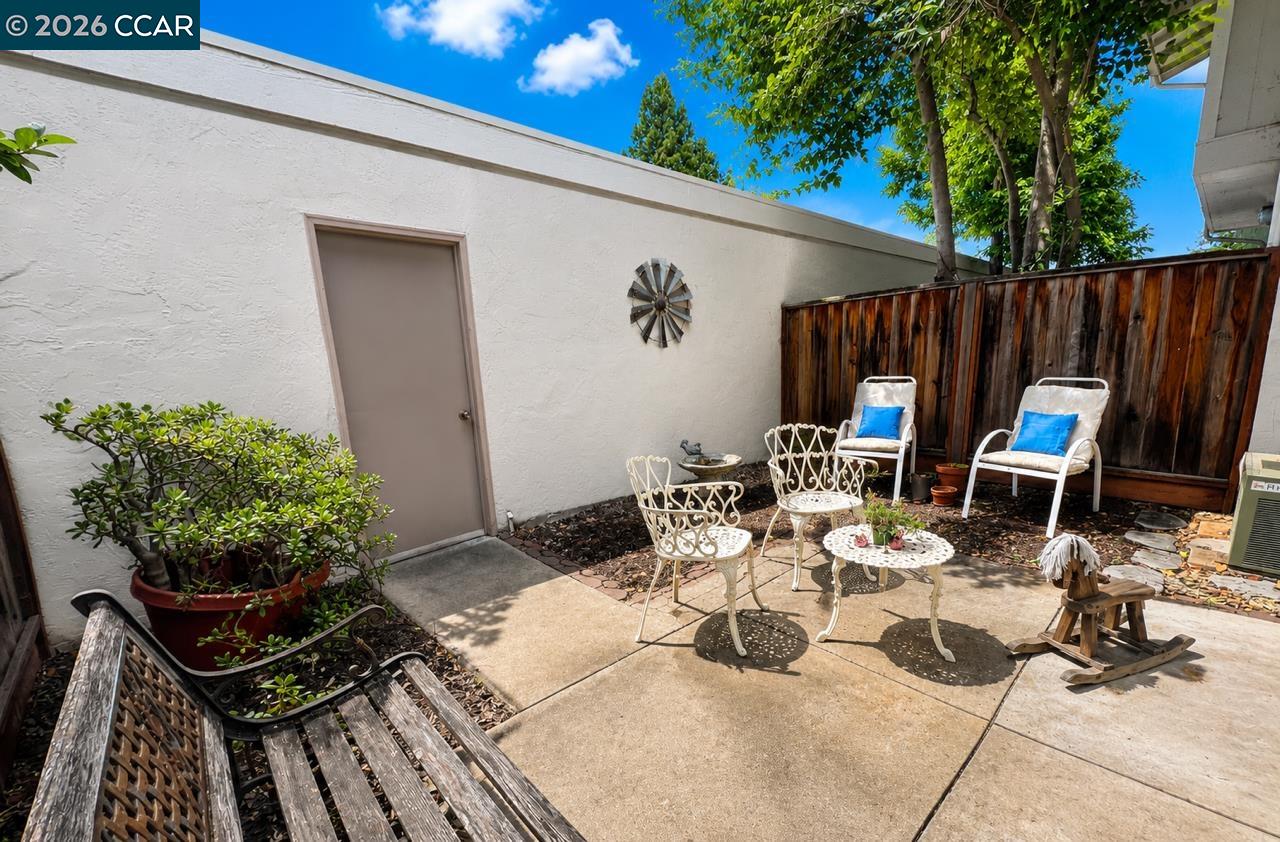 Photo #15: 41133657 Listing: Photo #15