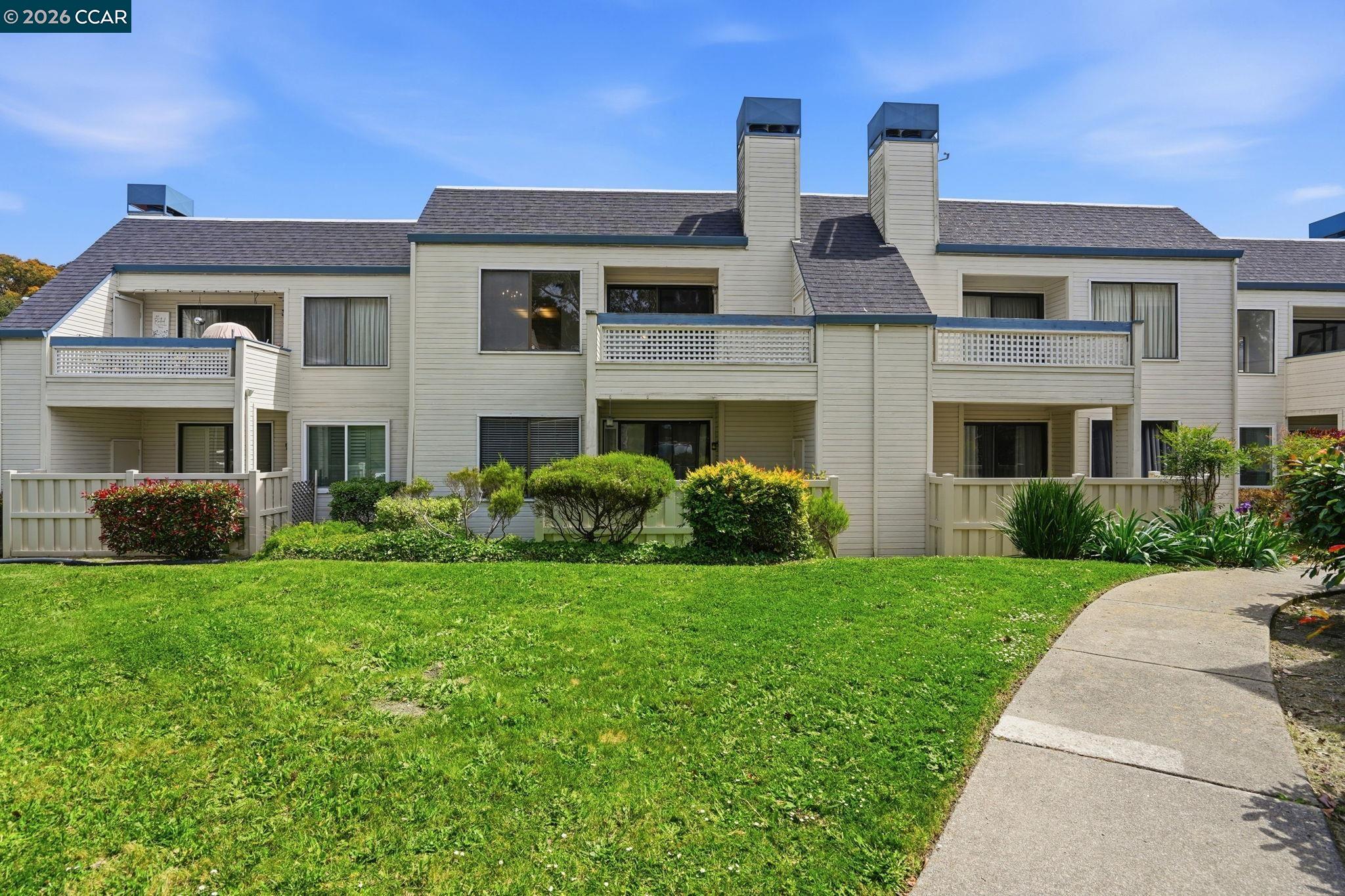 Photo #3: 41133668 Listing: Photo #3
