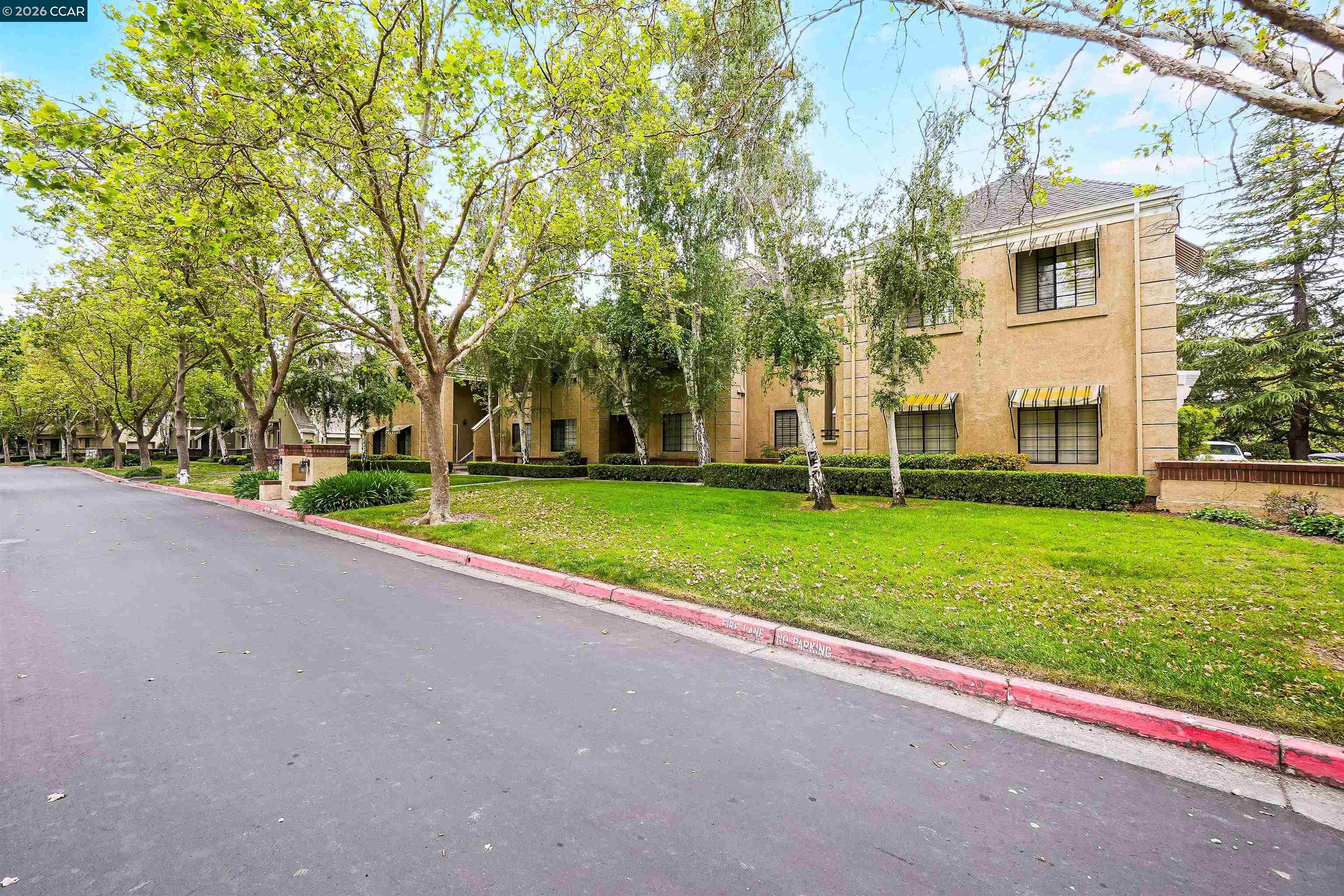 Photo #1: 41133679 Listing: Photo #1