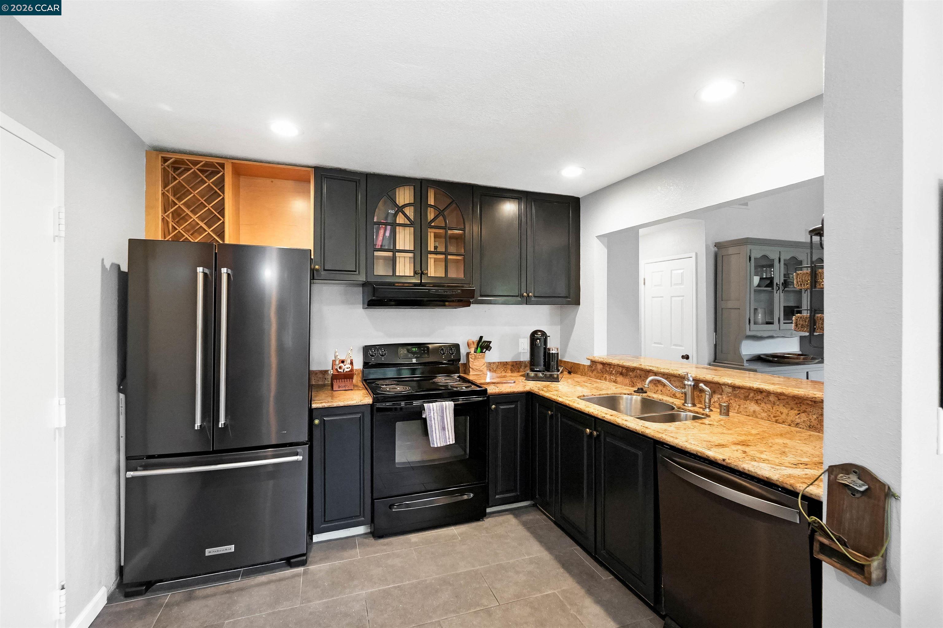 Photo #38: 41133679 Listing: Photo #38
