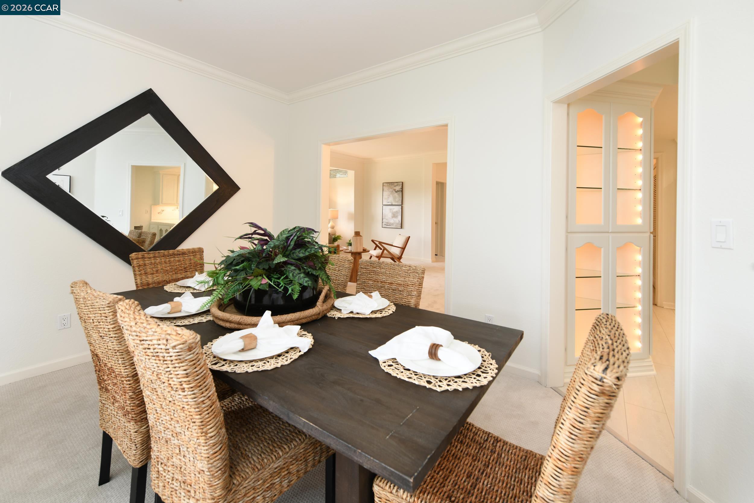 Photo #6: 41133682 Listing: Photo #6