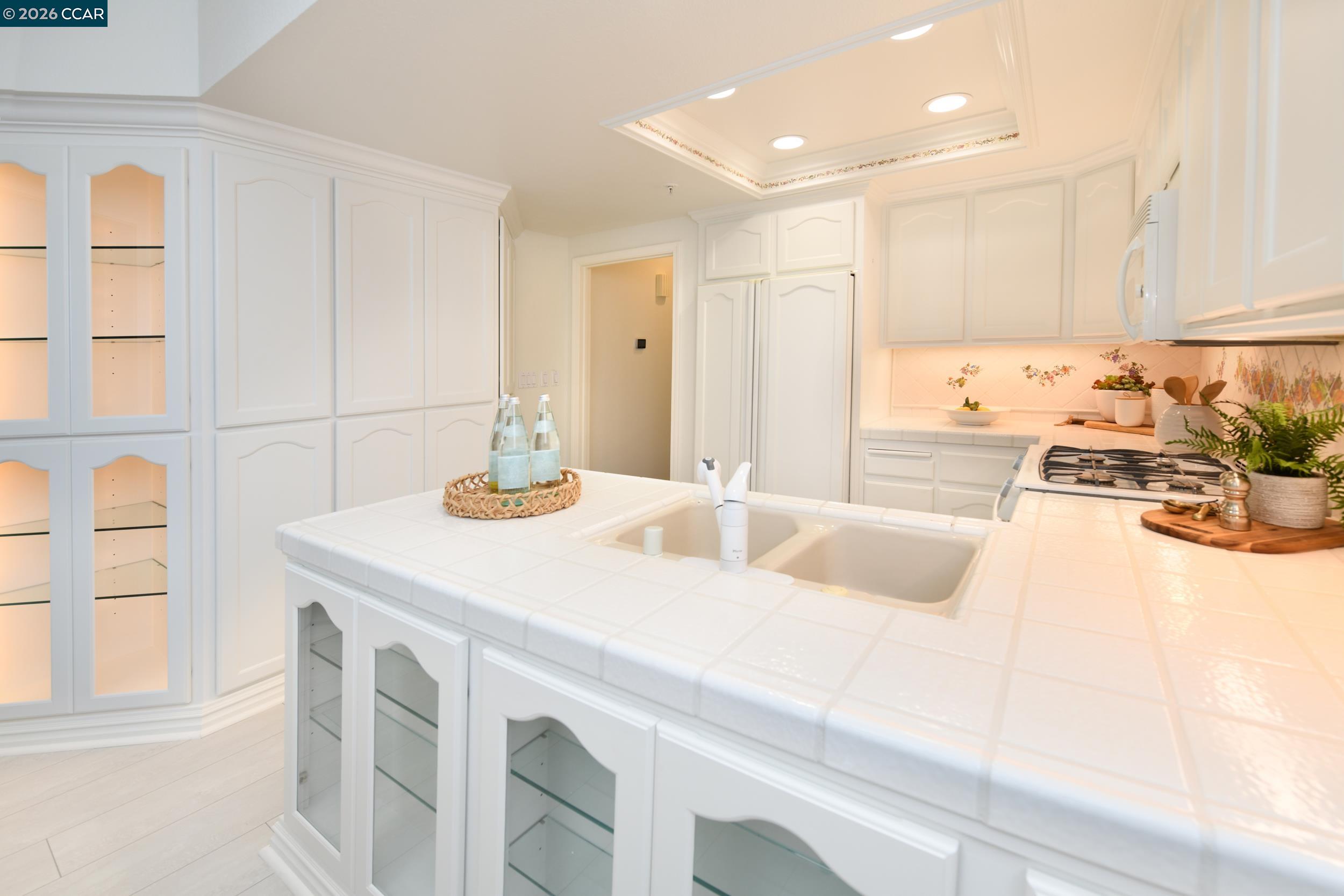 Photo #9: 41133682 Listing: Photo #9