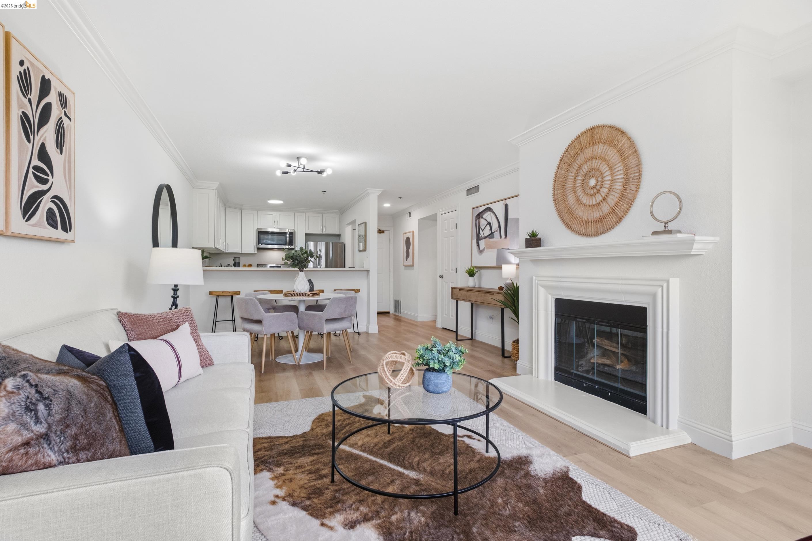 Photo #8: 41133691 Listing: Photo #8